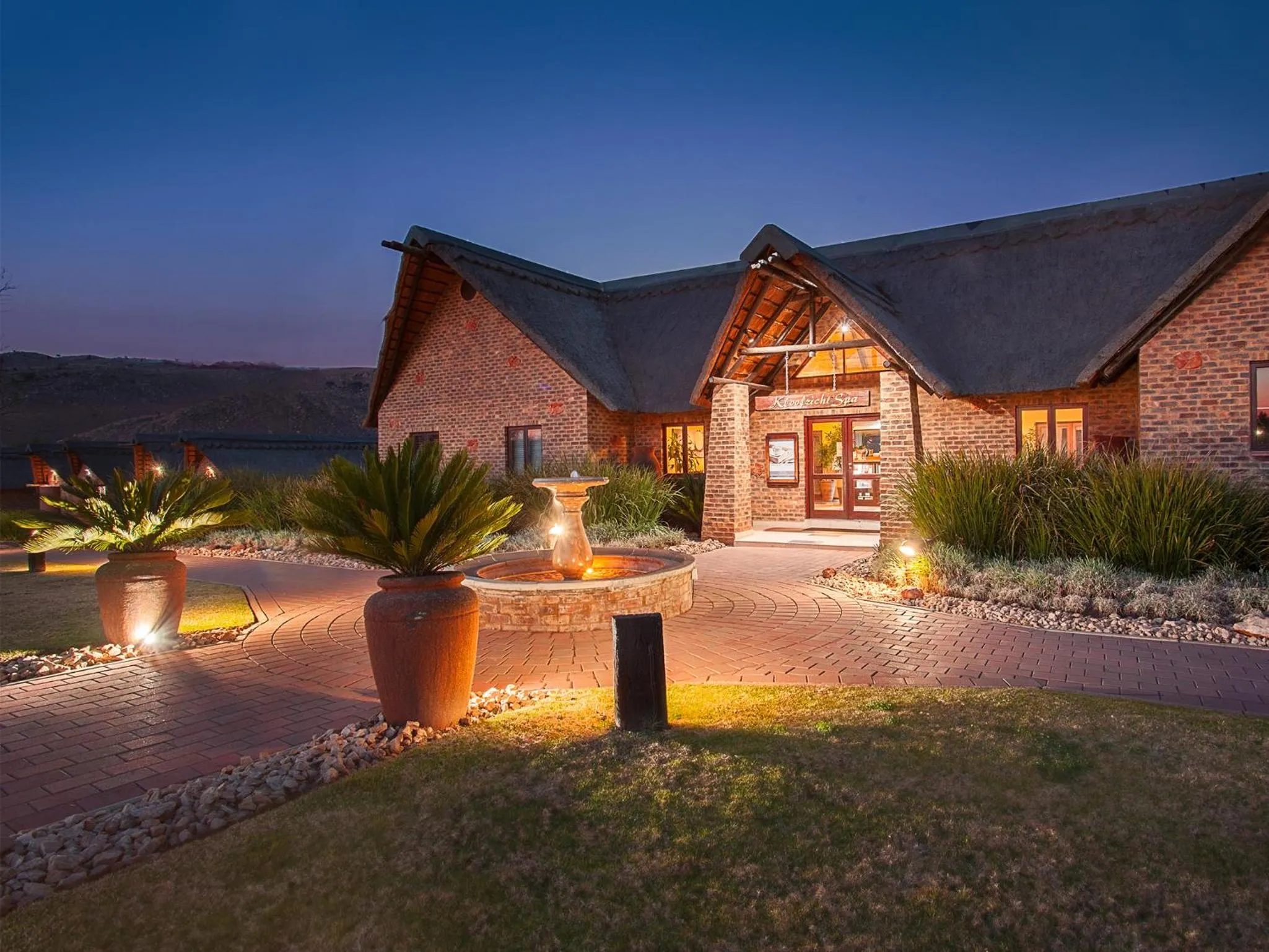 Night in Kloofzicht Lodge & Spa