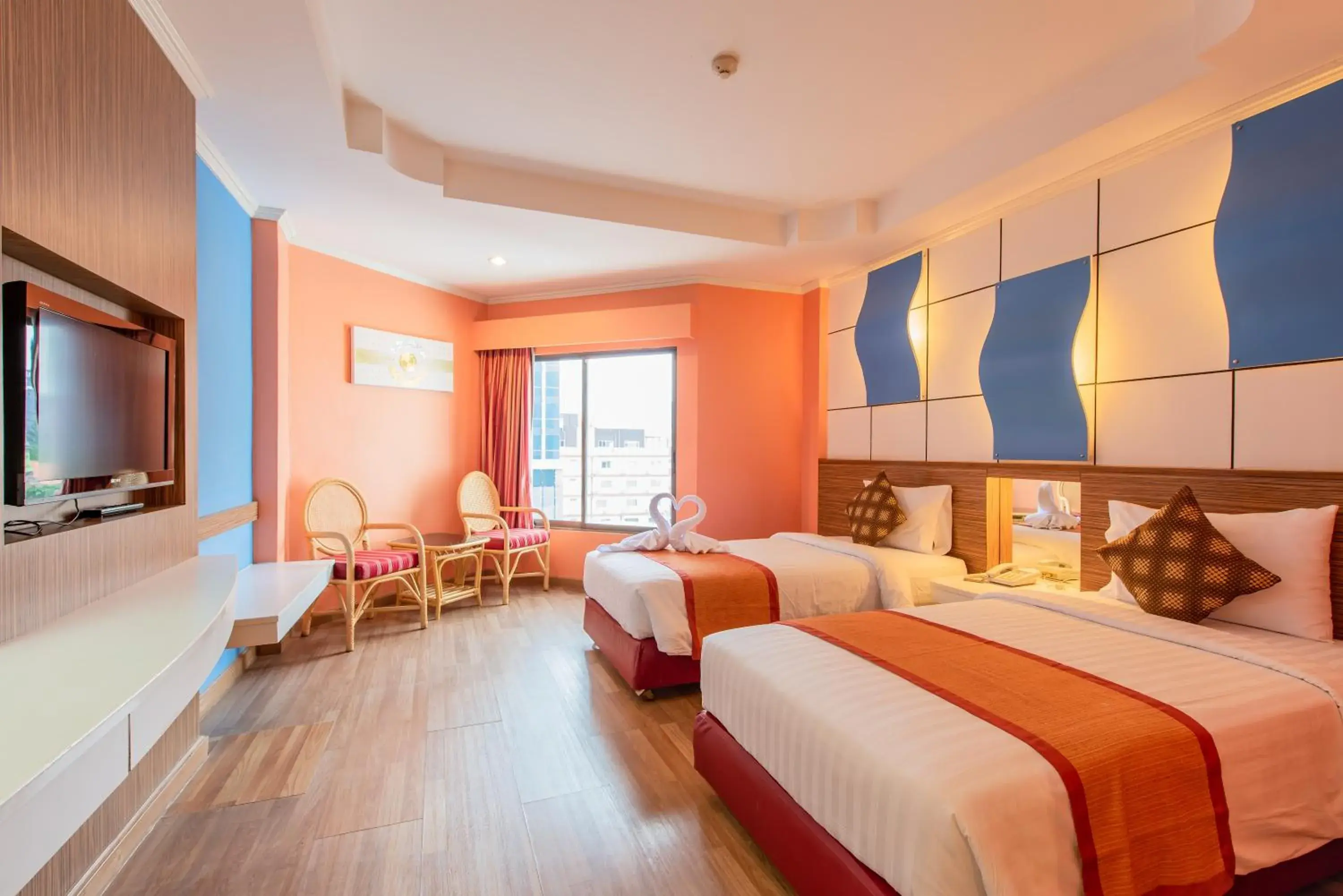 Photo of the whole room, Bed in Caesar Palace Hotel Photo of the whole room, Bed in Caesar Palace Hotel