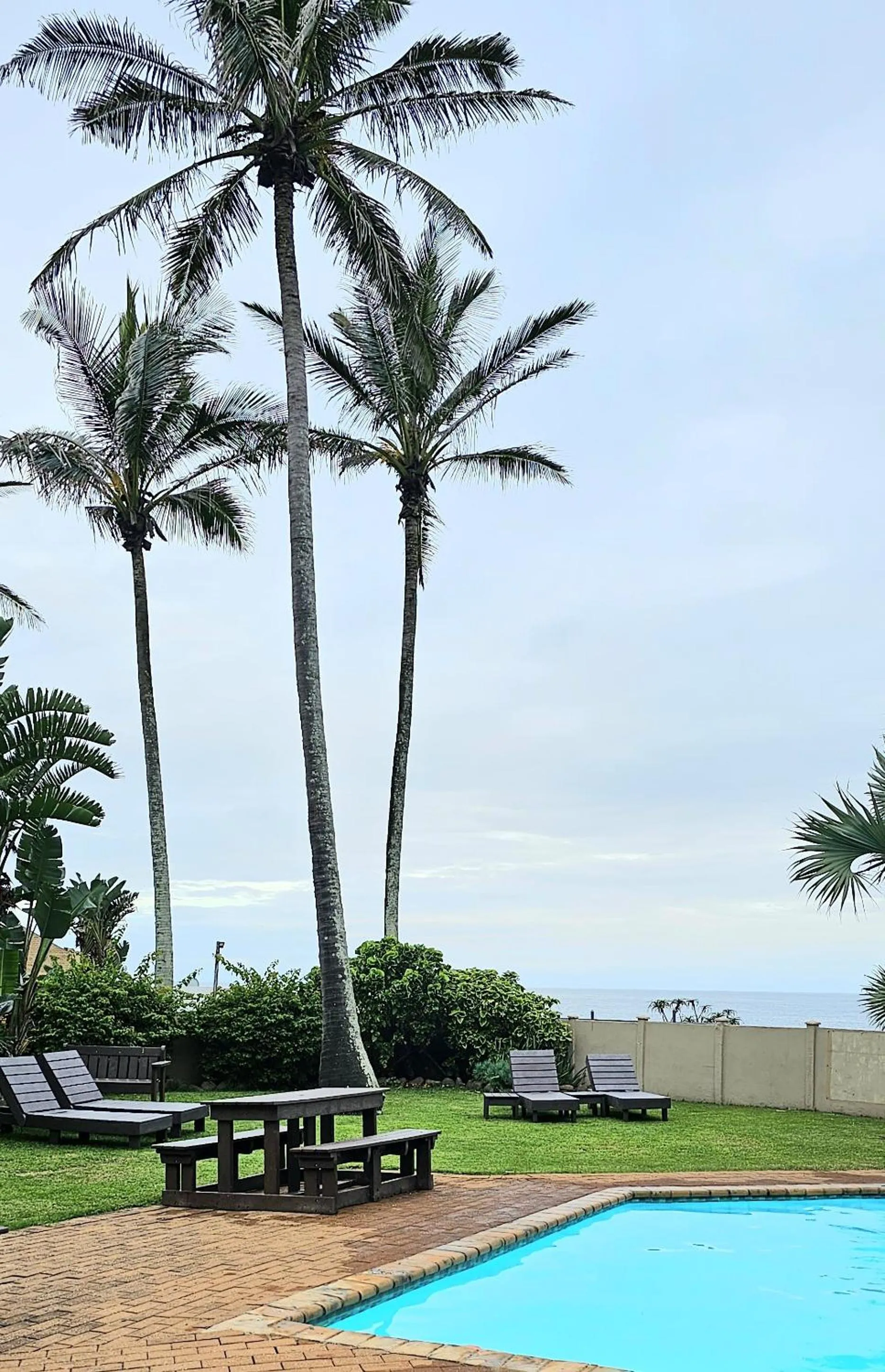 Swimming pool in 10 Coral Cove Beach Lodge