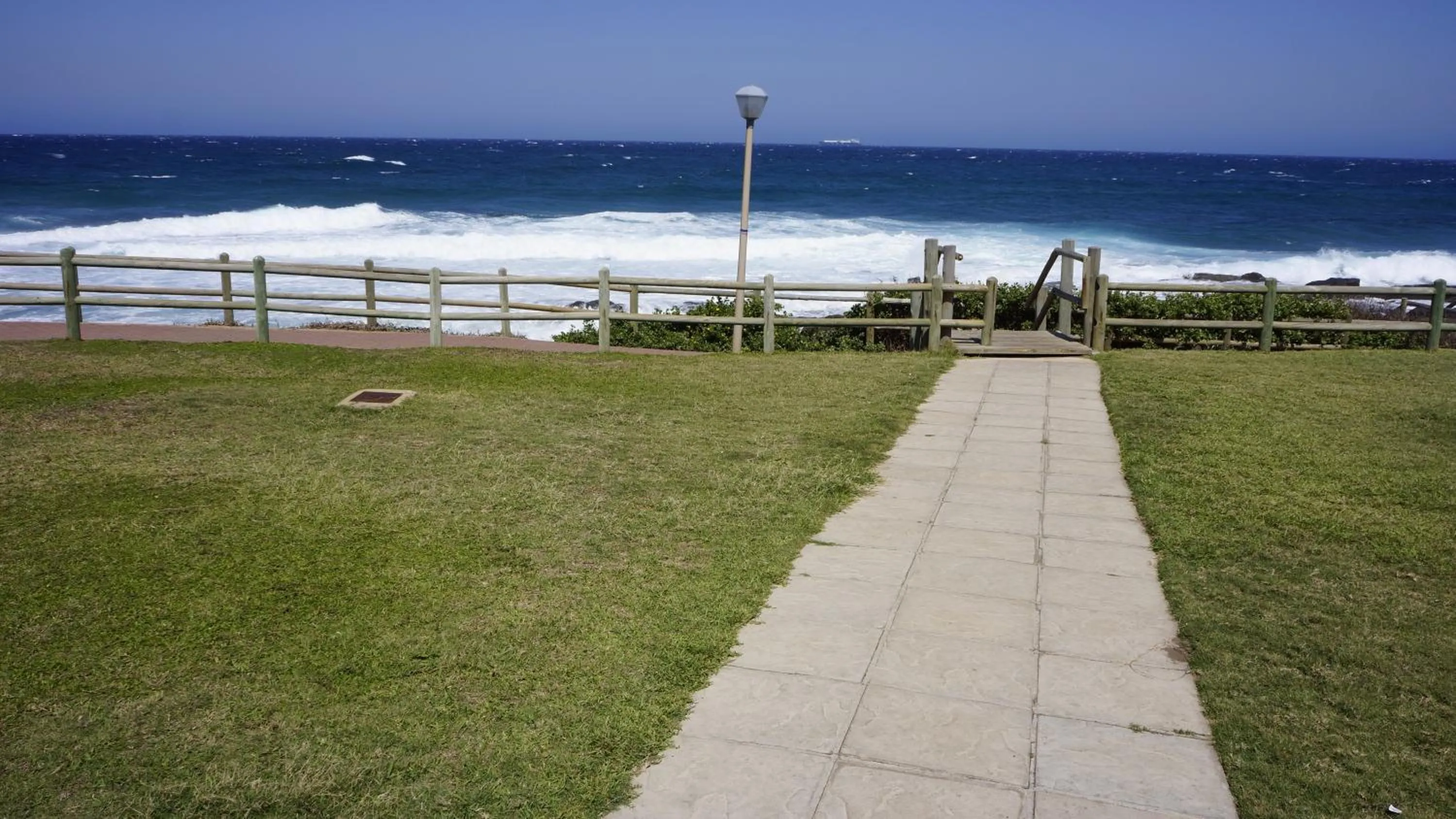 Beach in 10 Coral Cove Beach Lodge