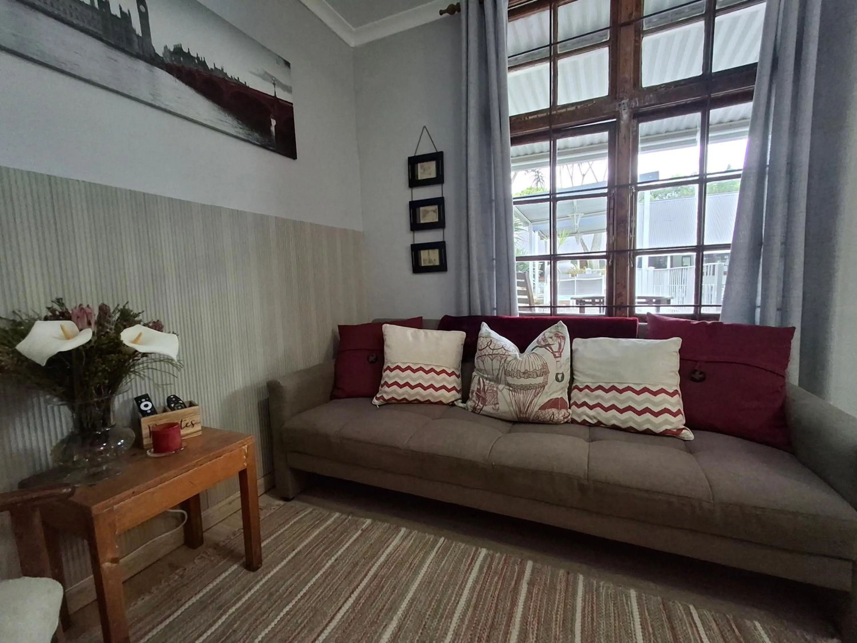 Living room in Apartment 7 On Oakleigh