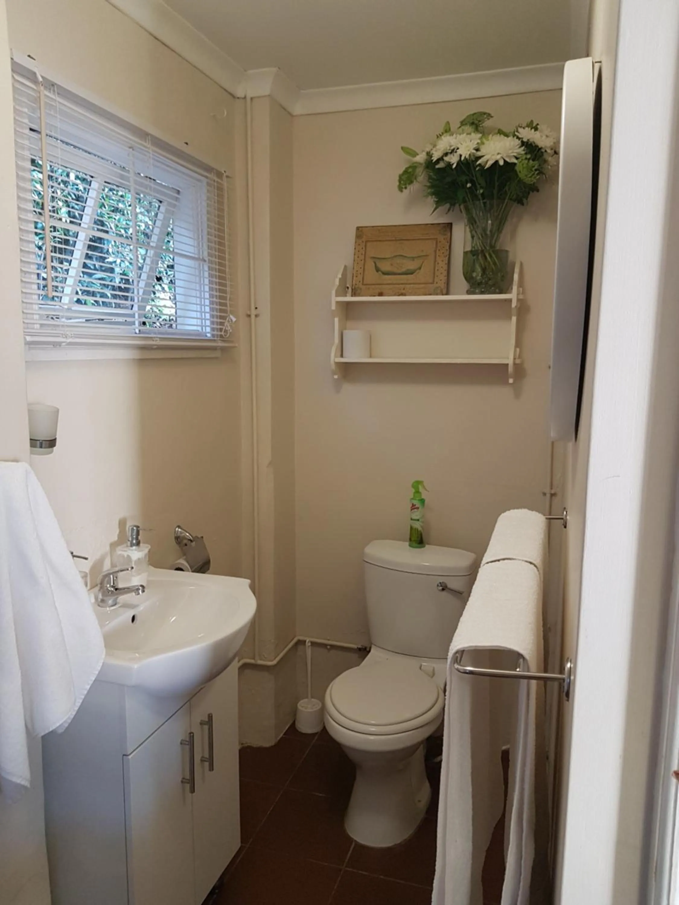 Bathroom in Apartment 7 On Oakleigh