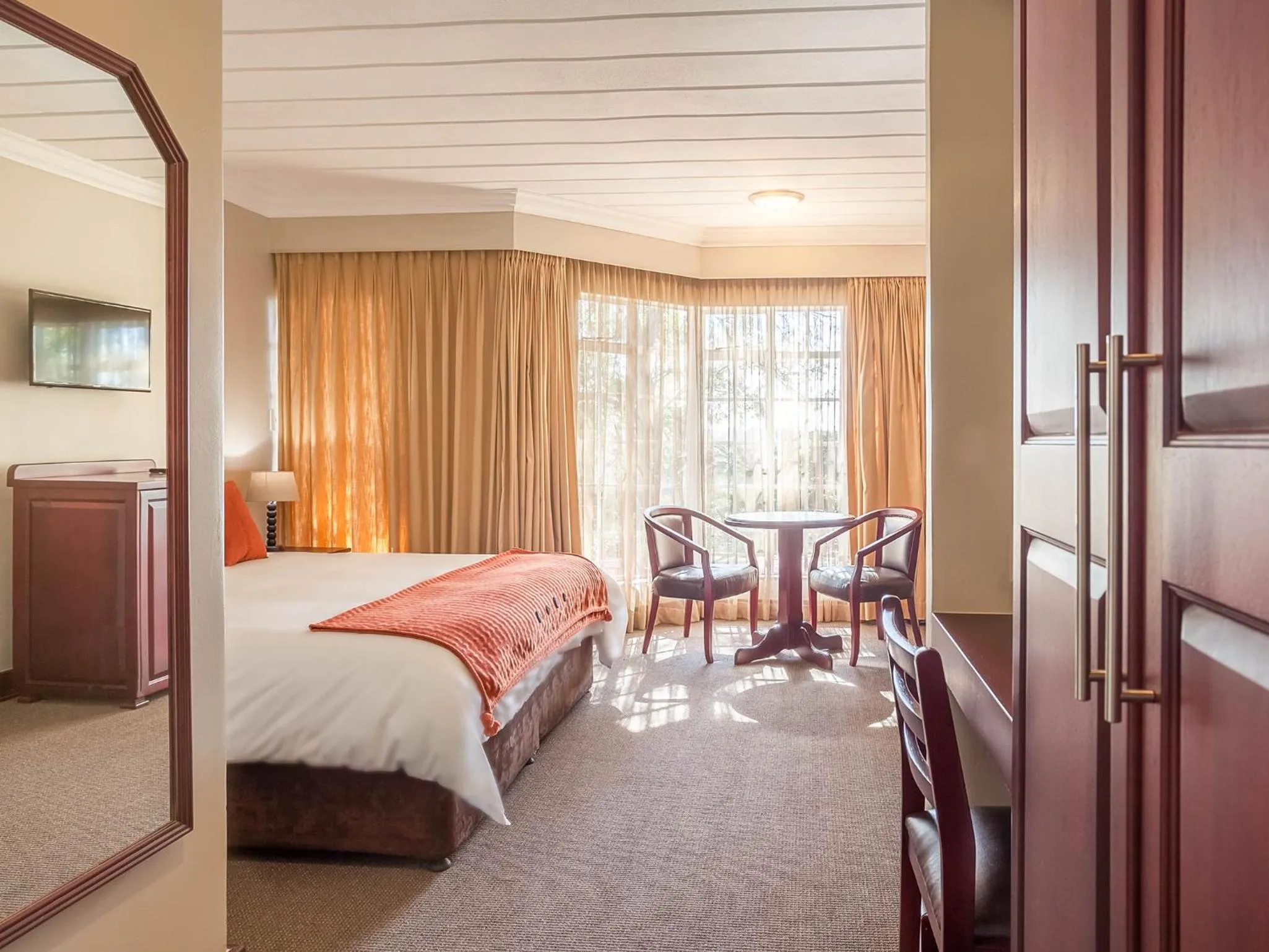 Bed in Glenburn Lodge & Spa