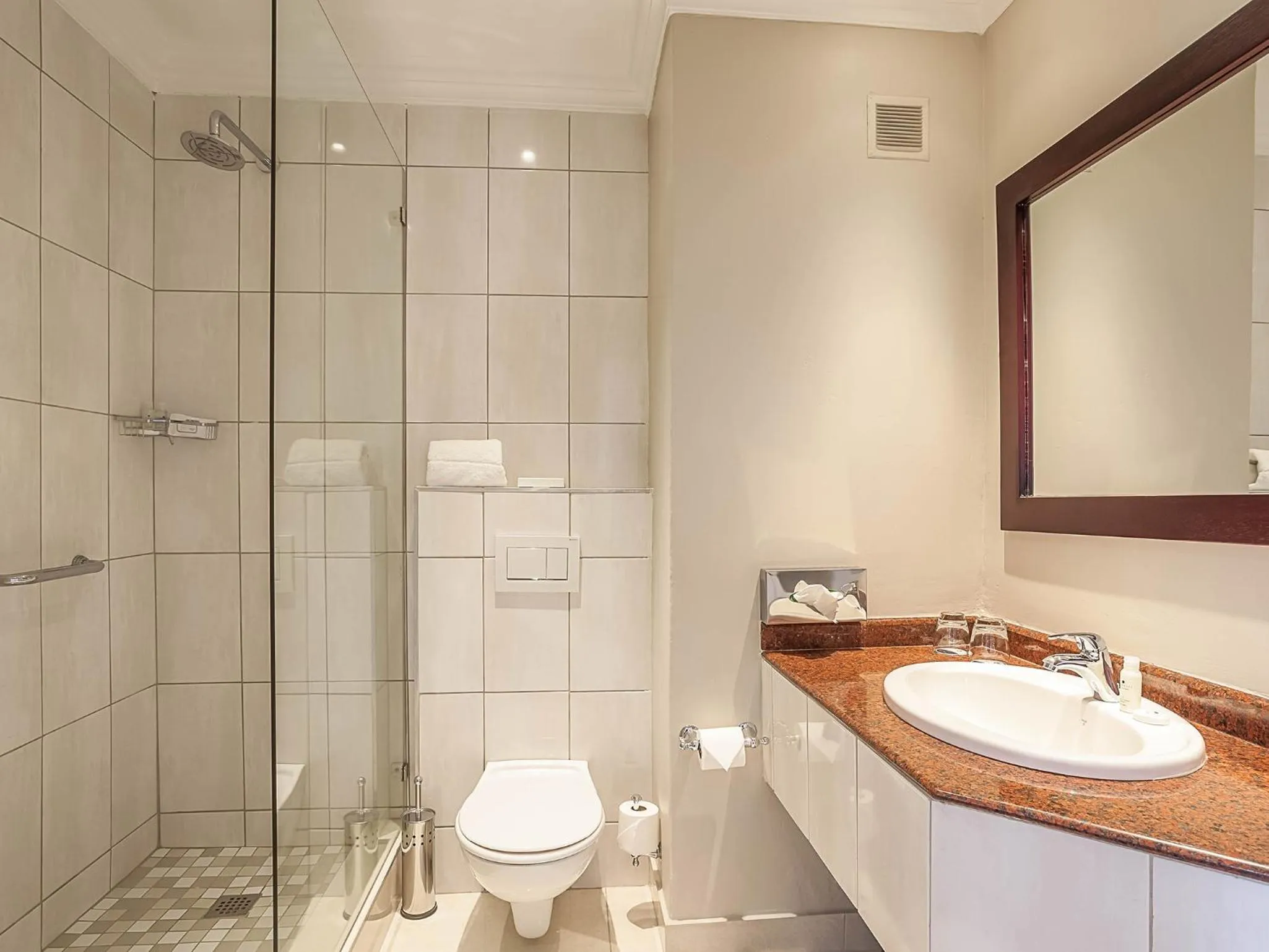 Shower in Glenburn Lodge & Spa