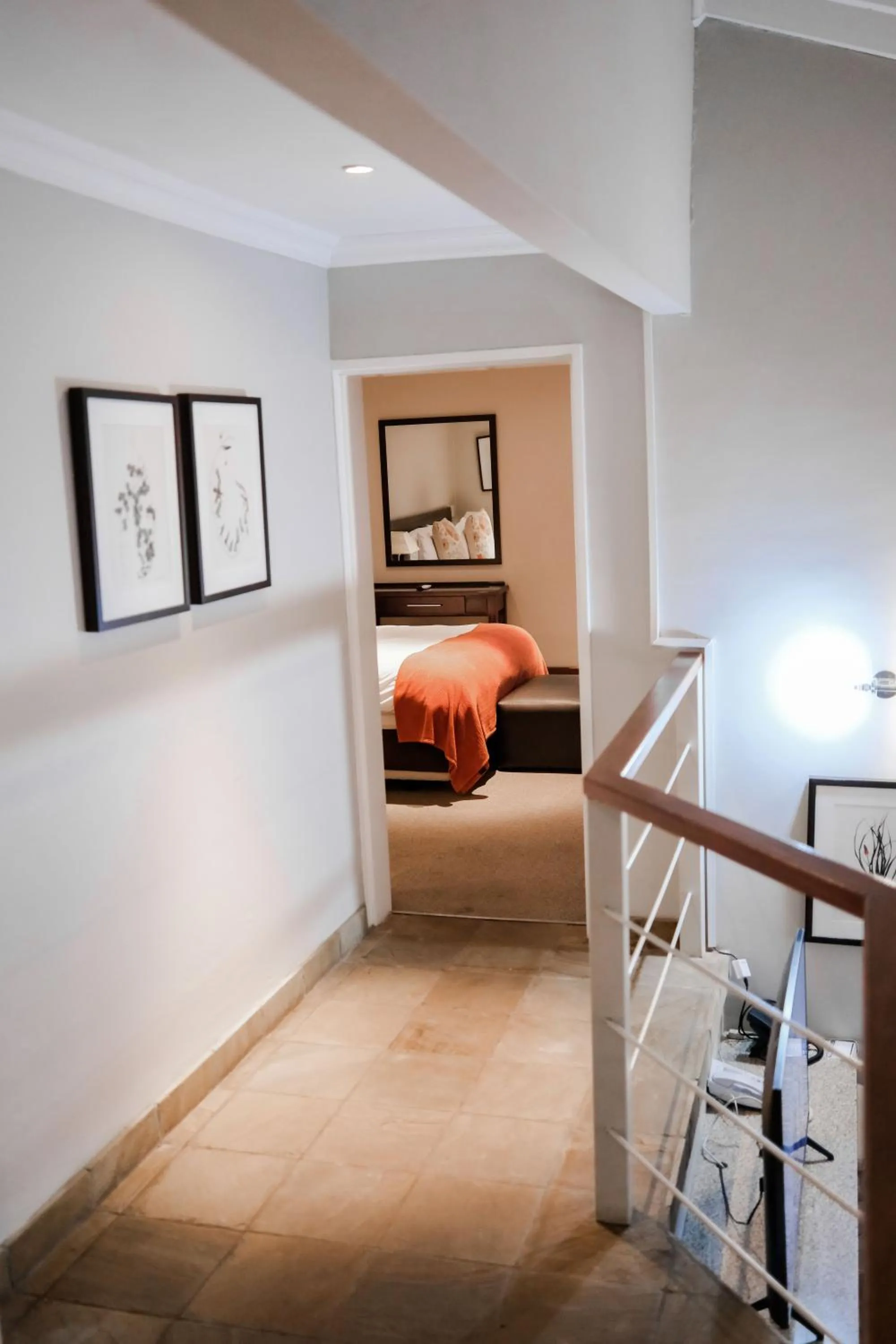 Communal lounge/ TV room, Bed in Glenburn Lodge & Spa