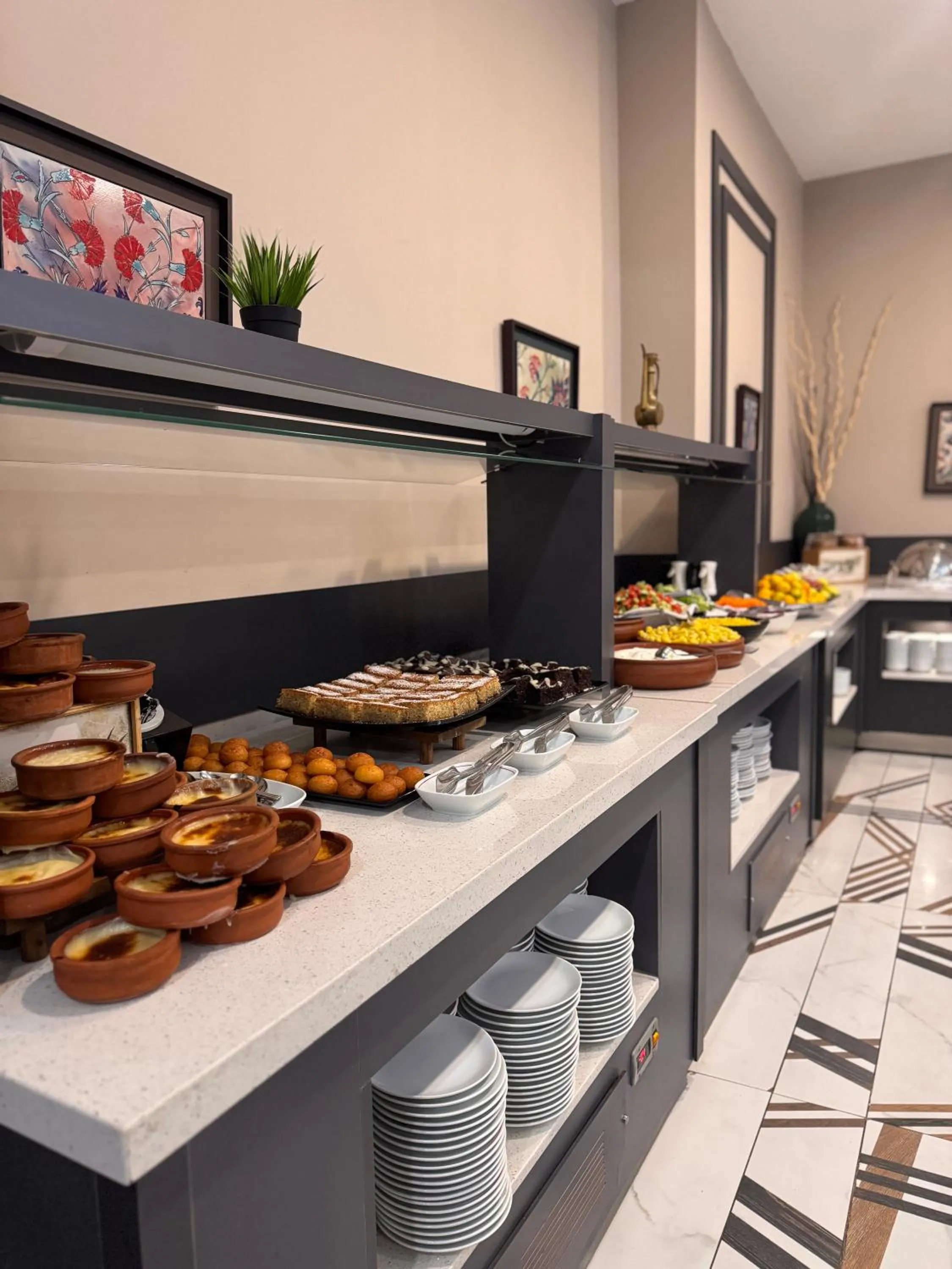 Food in Remida Managed By Dedeman