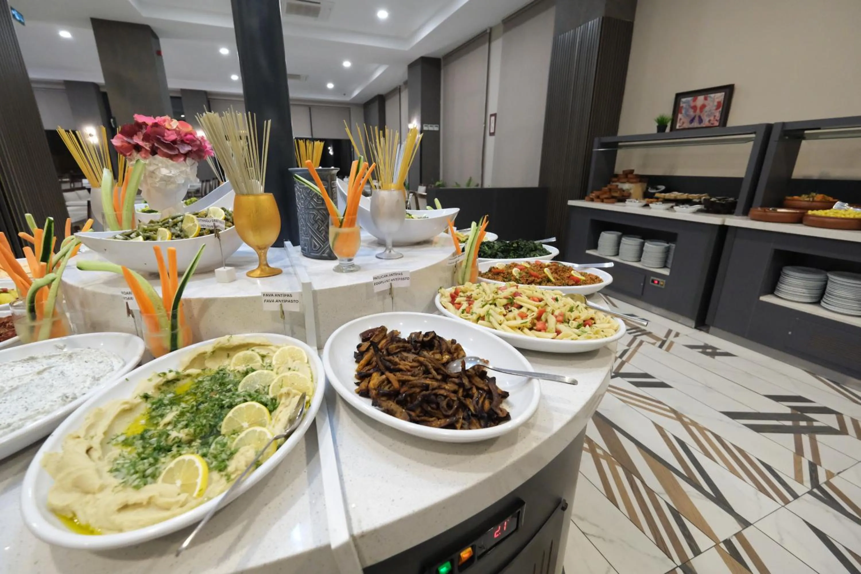 Restaurant/places to eat in Remida Managed By Dedeman