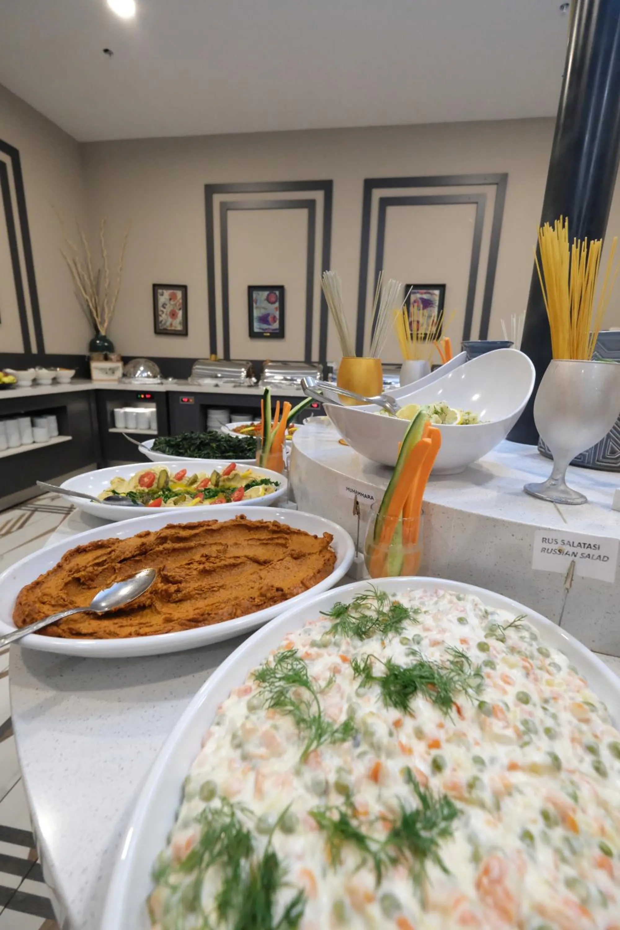 Restaurant/places to eat in Remida Managed By Dedeman