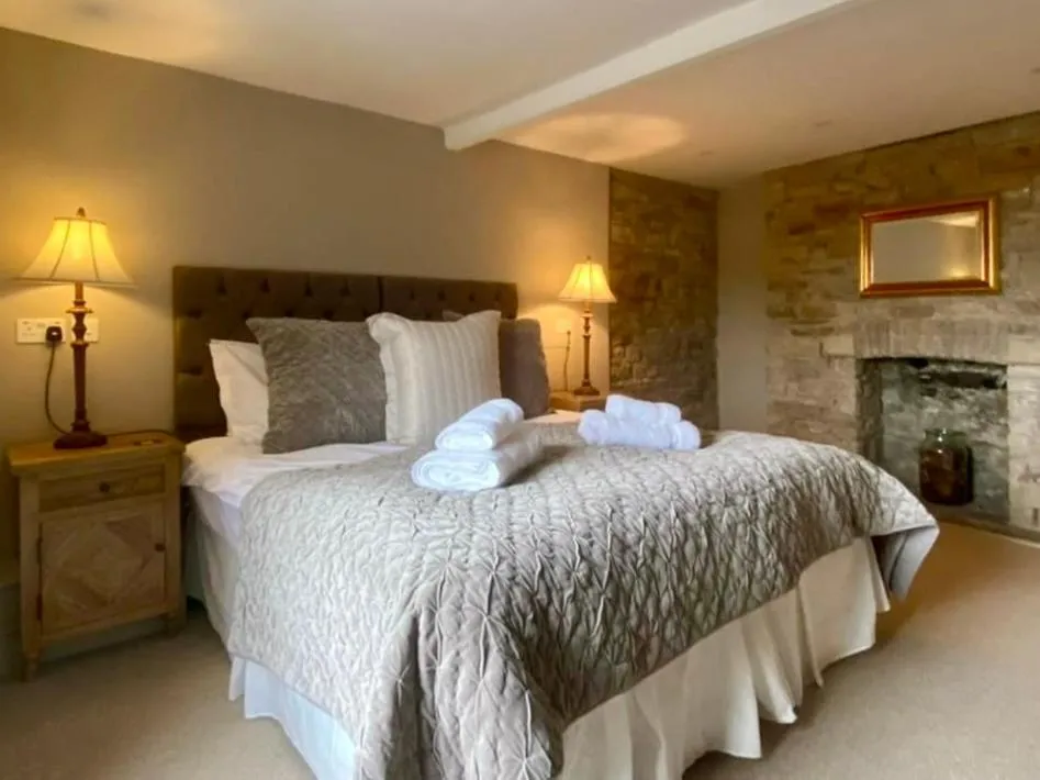 Bed in Simonstone Hall Hotel