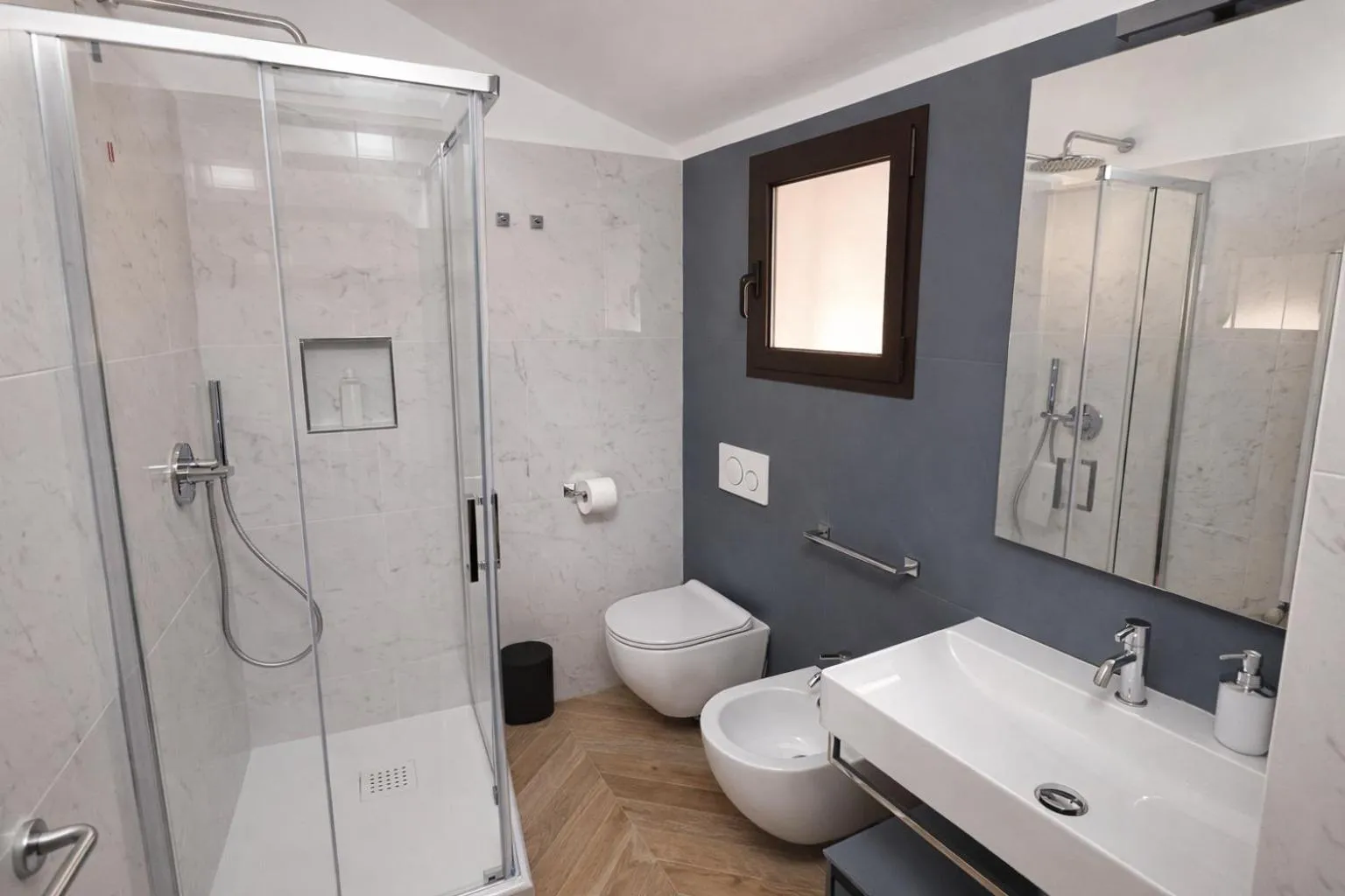 Bathroom in Del Prado