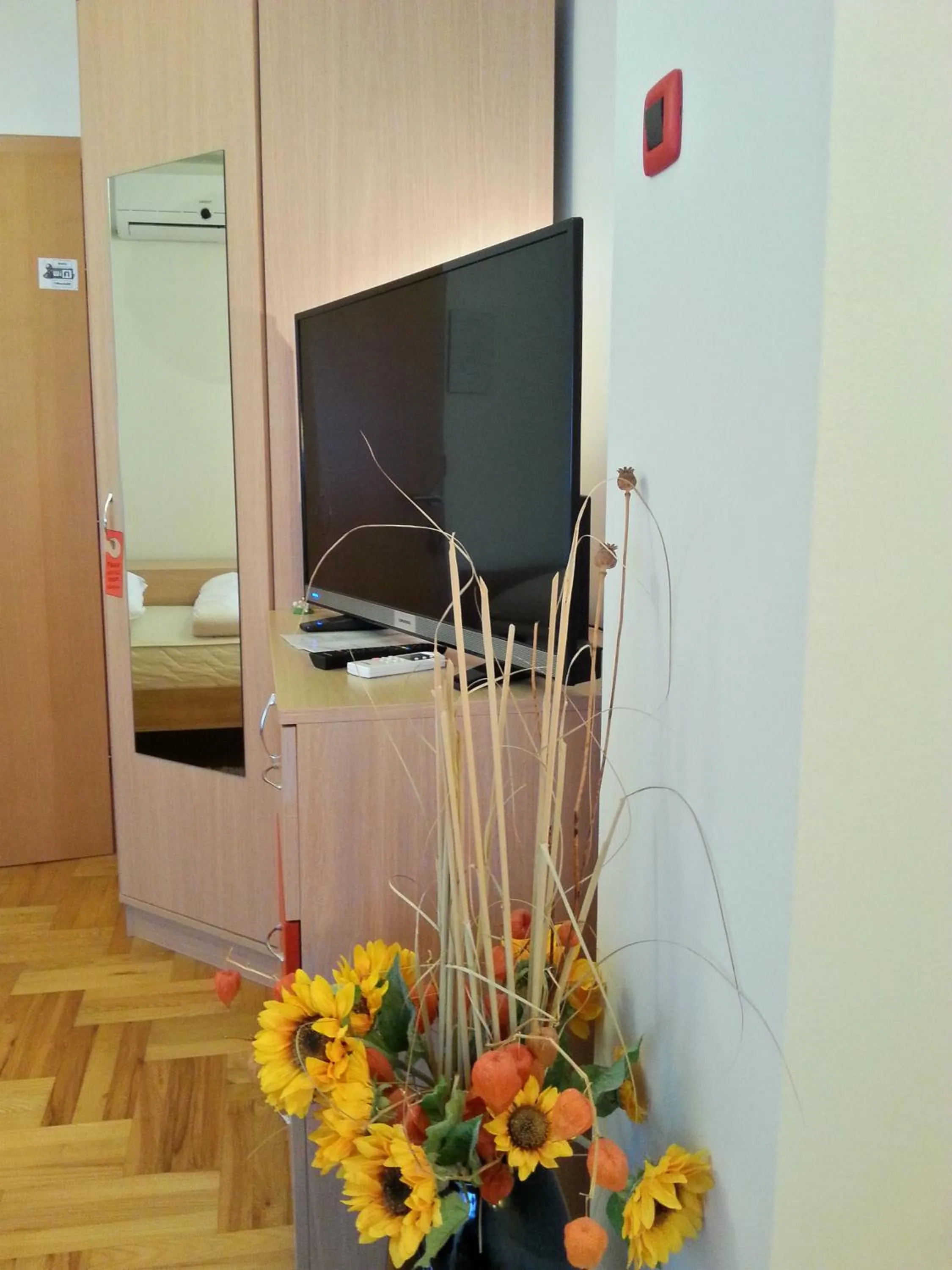 Studio Apartments Korosteljev