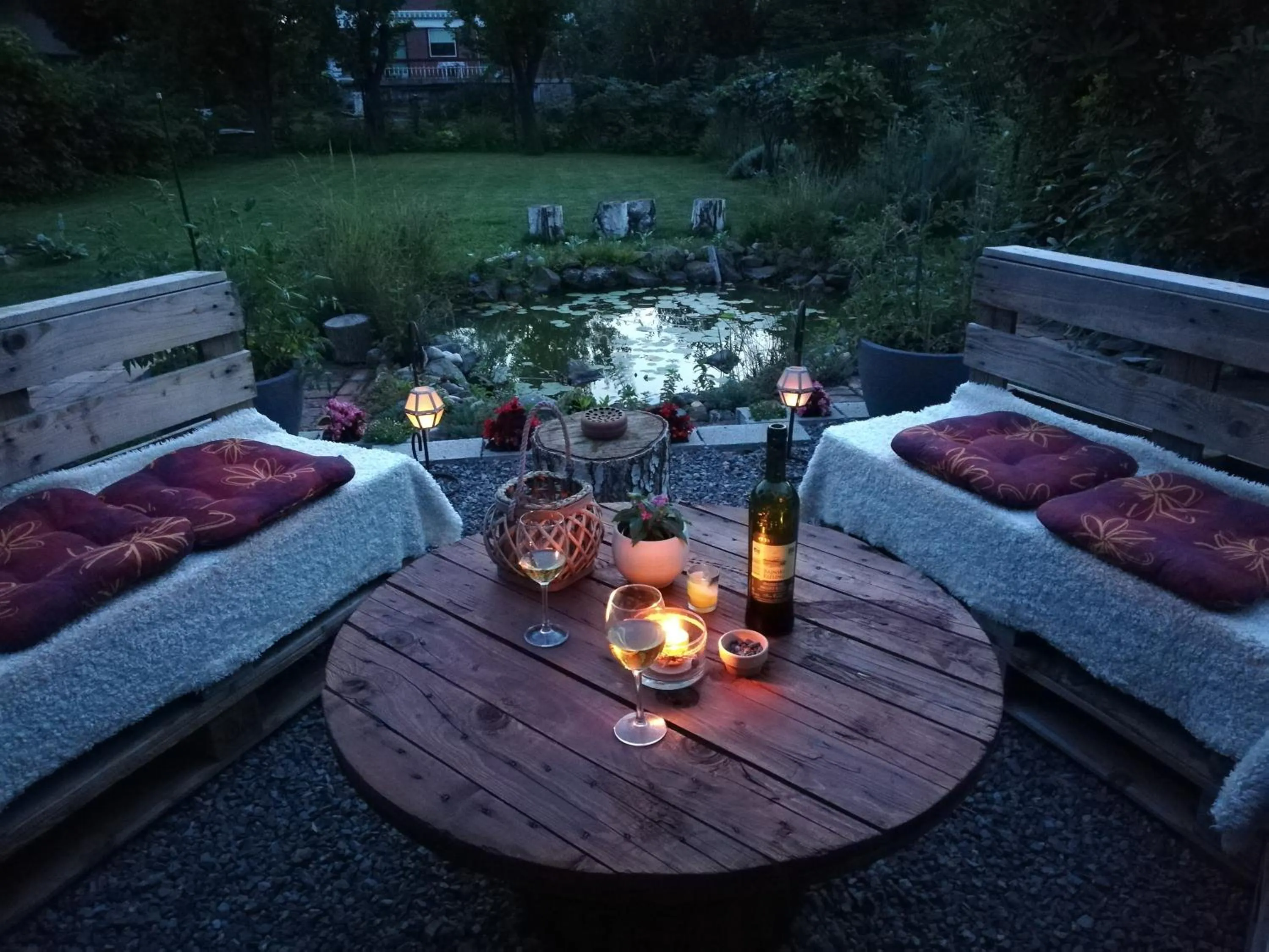 Food and drinks in Studio Apartments Korosteljev