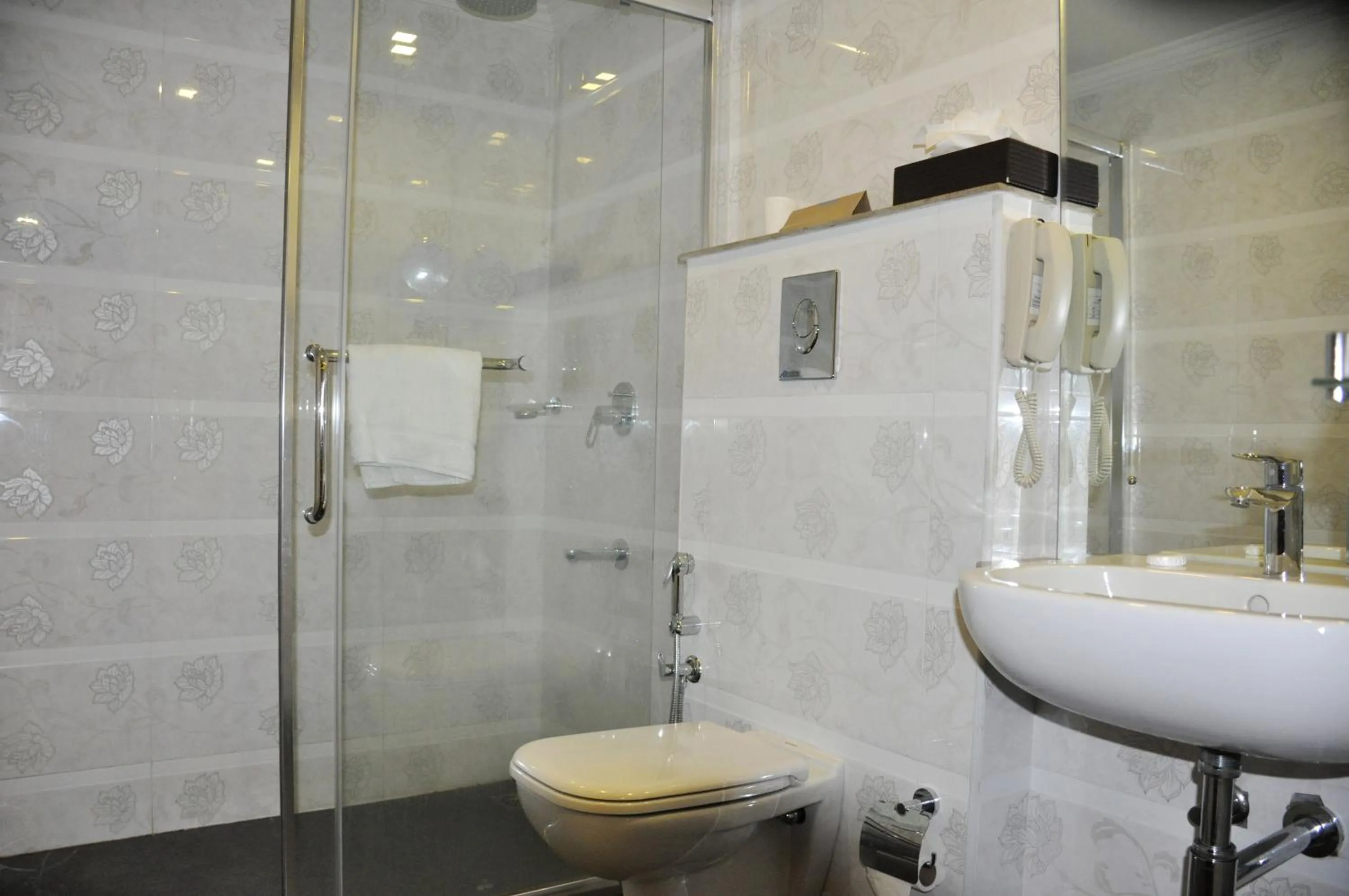 Bathroom in Lake Palace Trivandrum