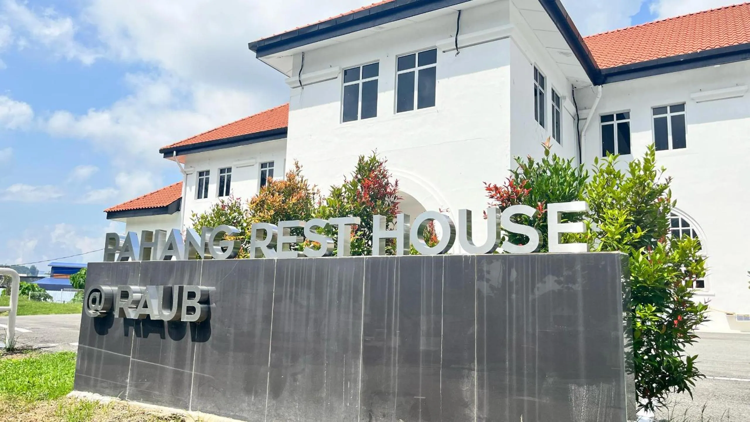 Property building in Pahang Rest House Raub