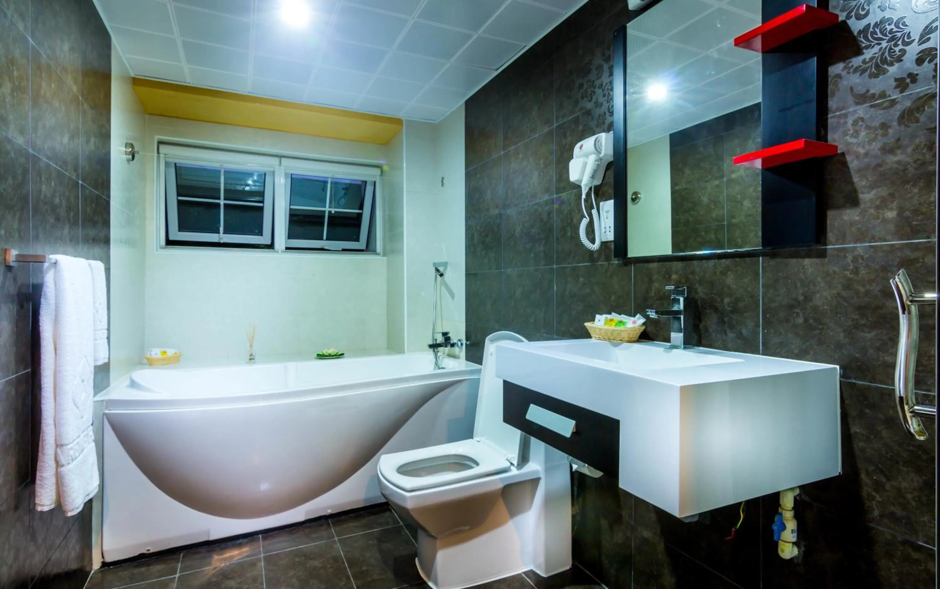 Toilet in Clarence House Nairobi