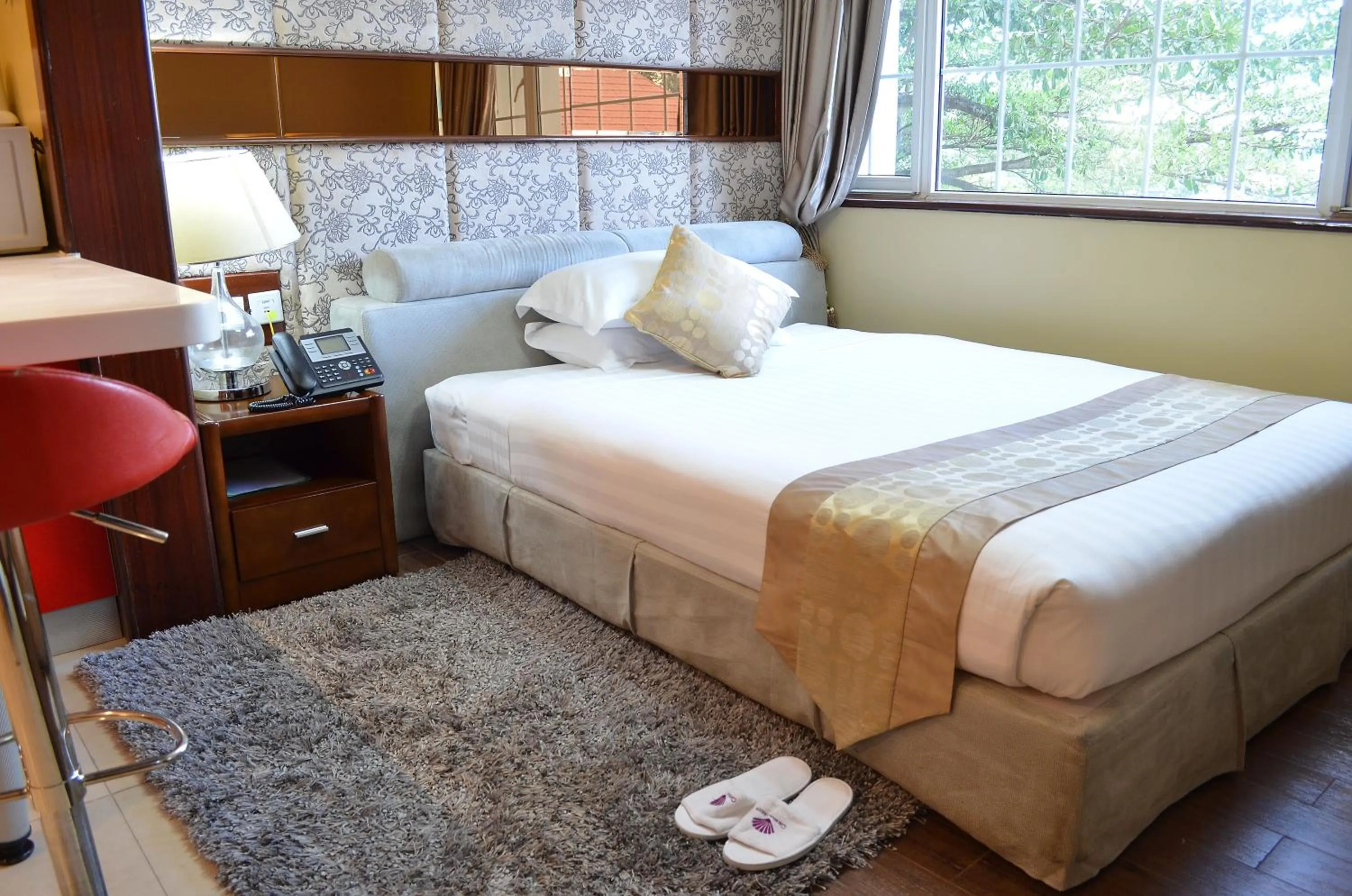 Day, Bed in Clarence House Nairobi
