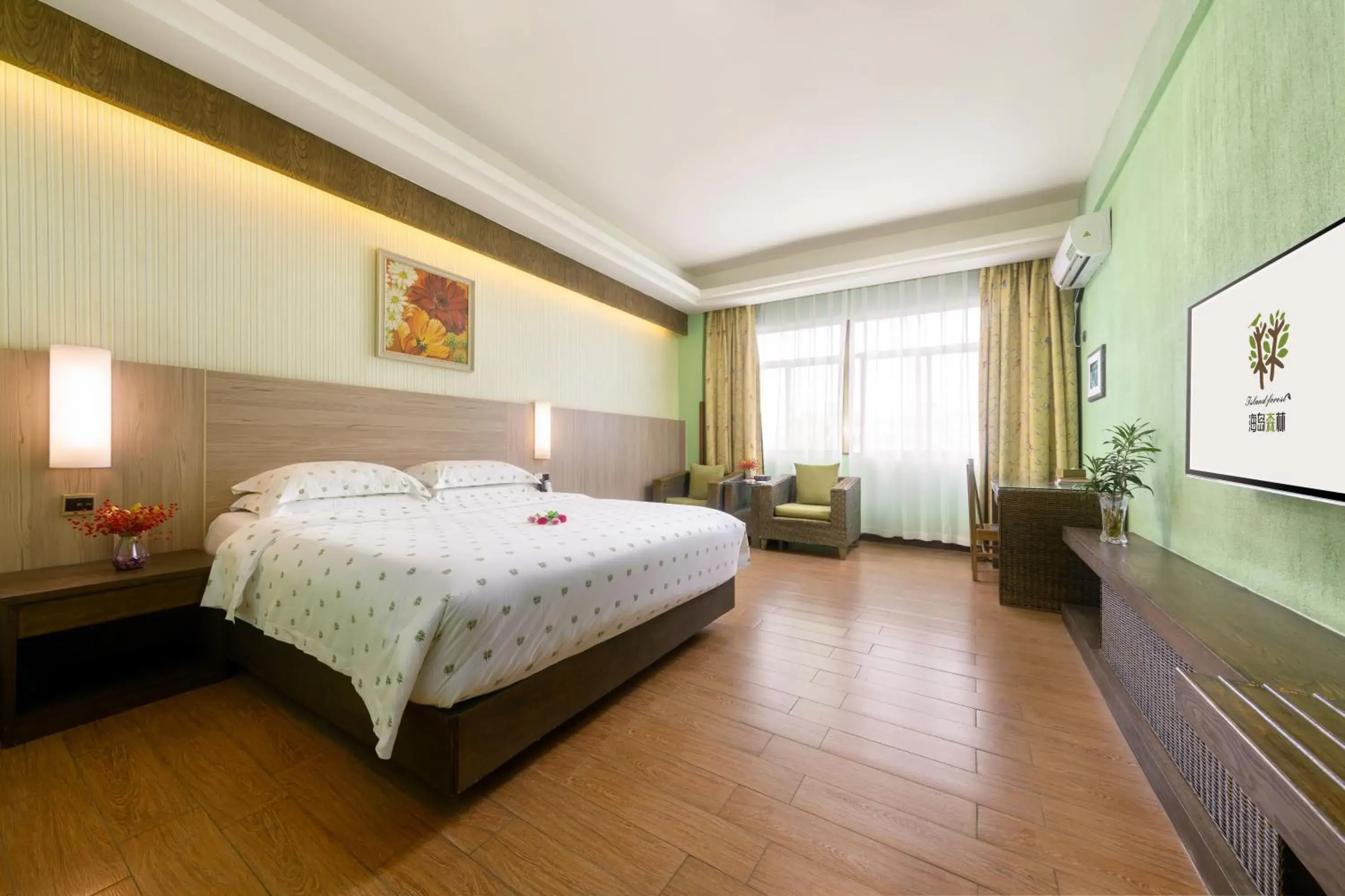 Queen Room - single occupancy in Island Forest Hotel Queen Room - single occupancy in Island Forest Hotel