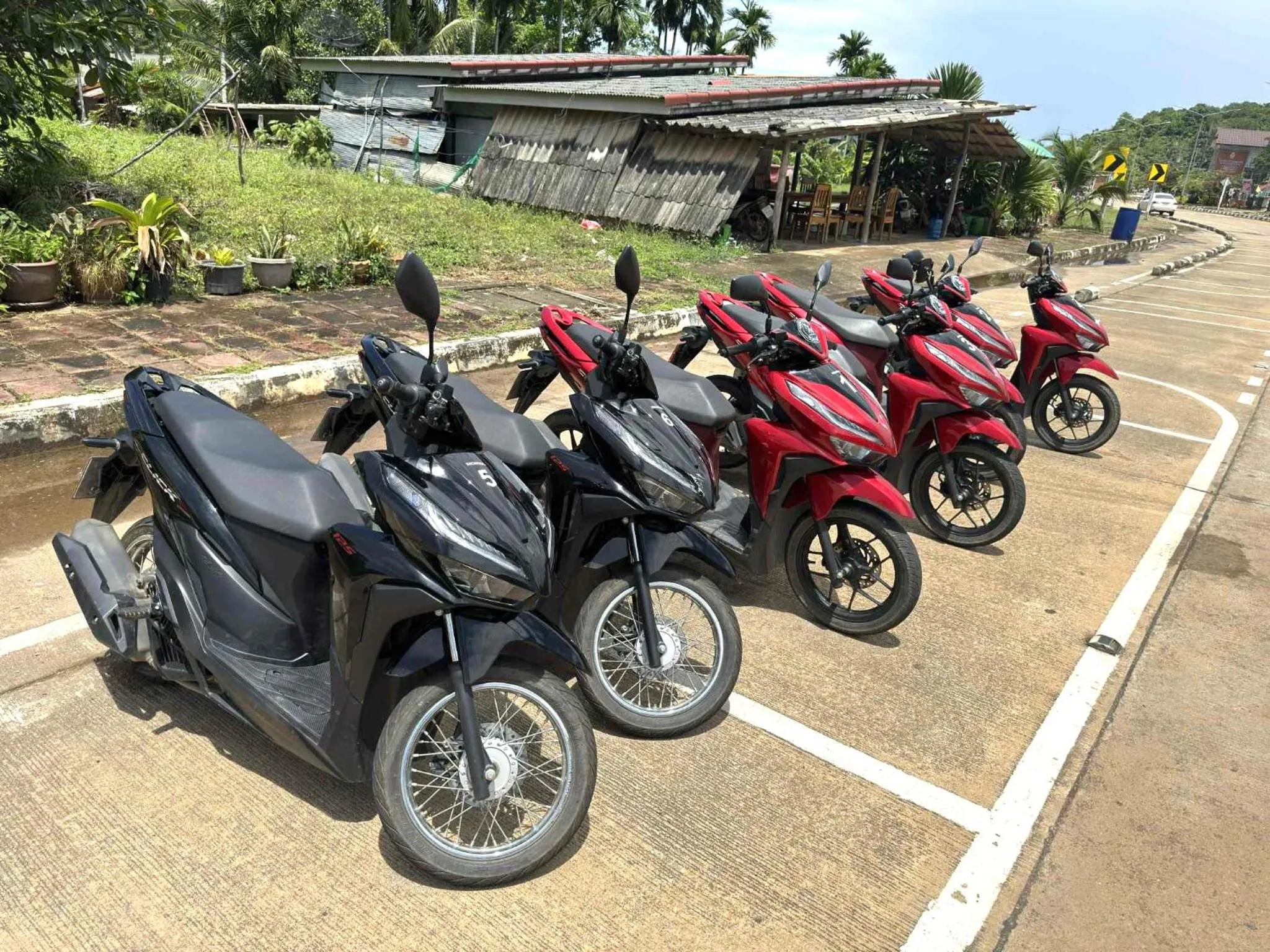 Parking in Andawa Lanta Resort