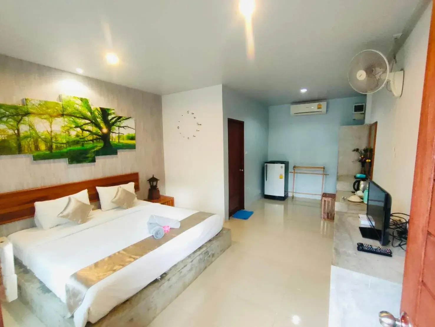 Property building, Bed in Andawa Lanta Resort Property building, Bed in Andawa Lanta Resort