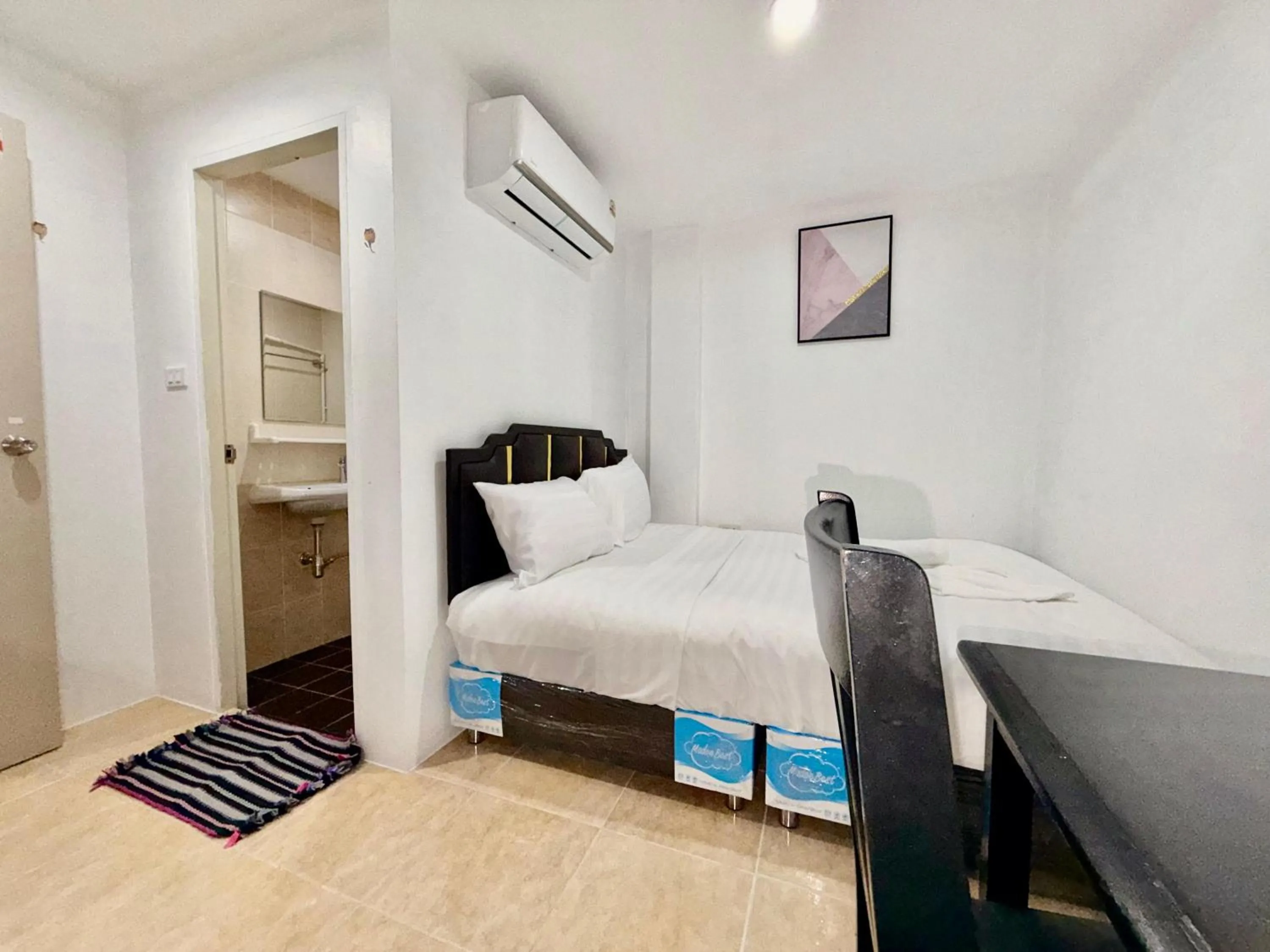 Budget Double Room in Jasmine Residence