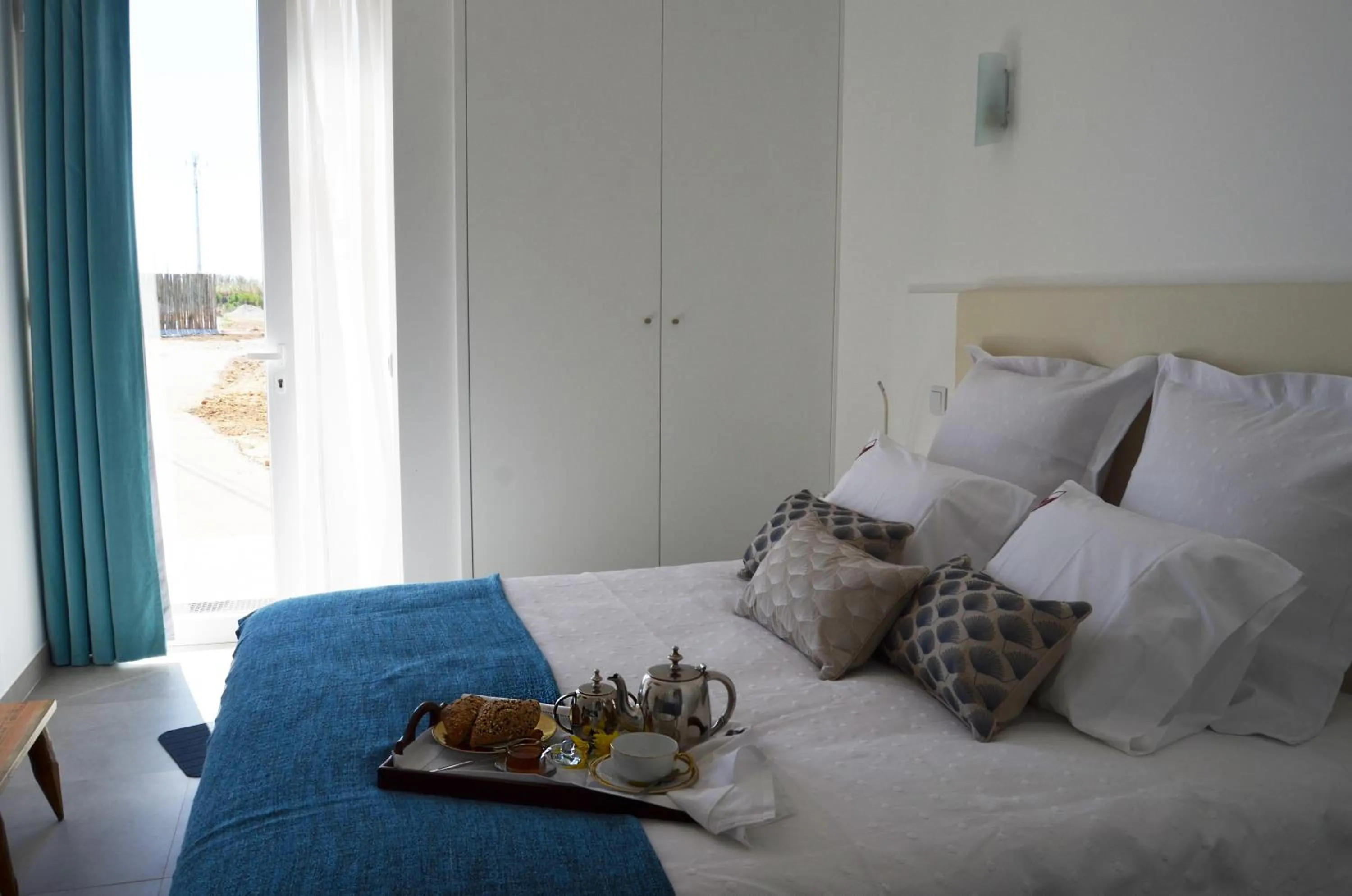 Bed in Entre Vinhas & Mar