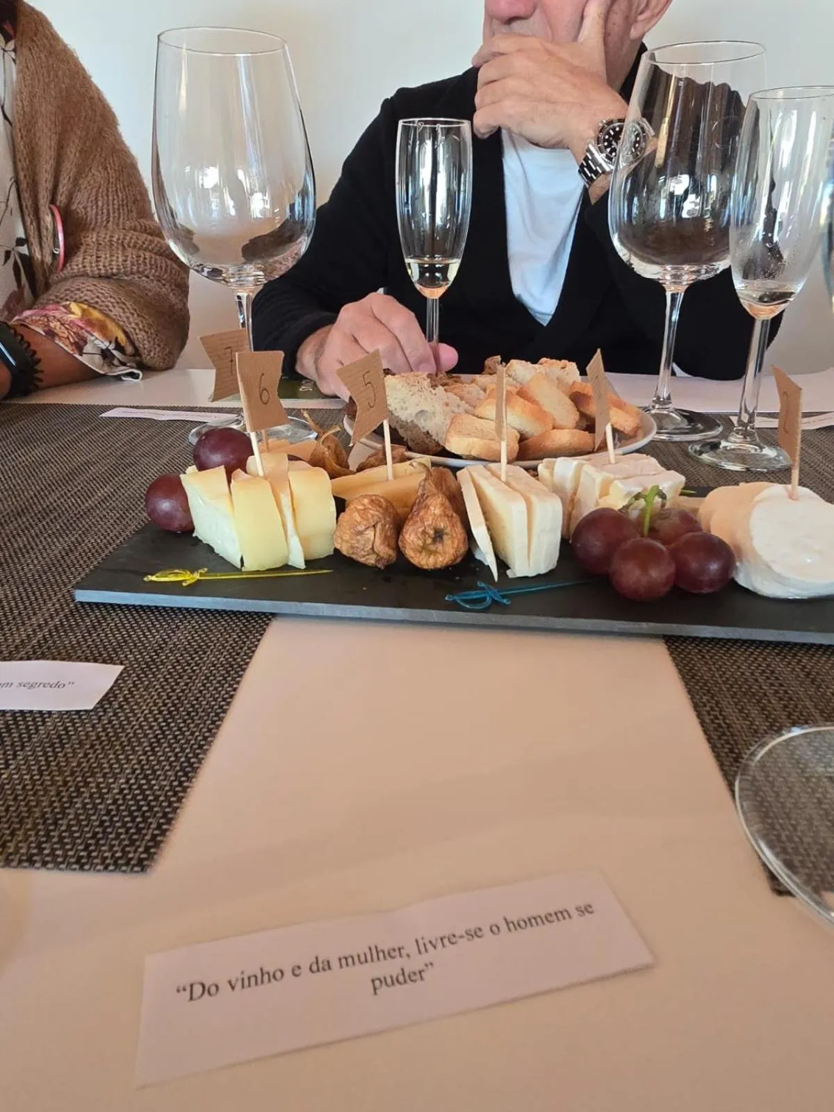 Food and drinks in Entre Vinhas & Mar