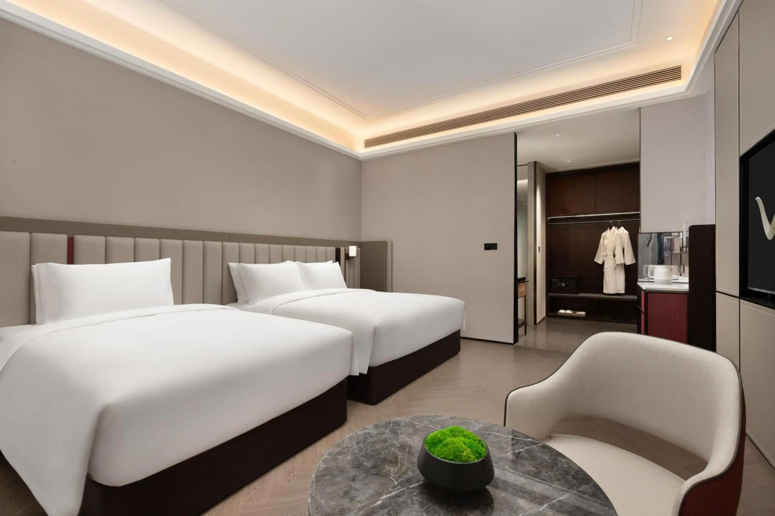 Family Room in Mövenpick by Accor Shanghai People's Square Family Room in Mövenpick by Accor Shanghai People's Square