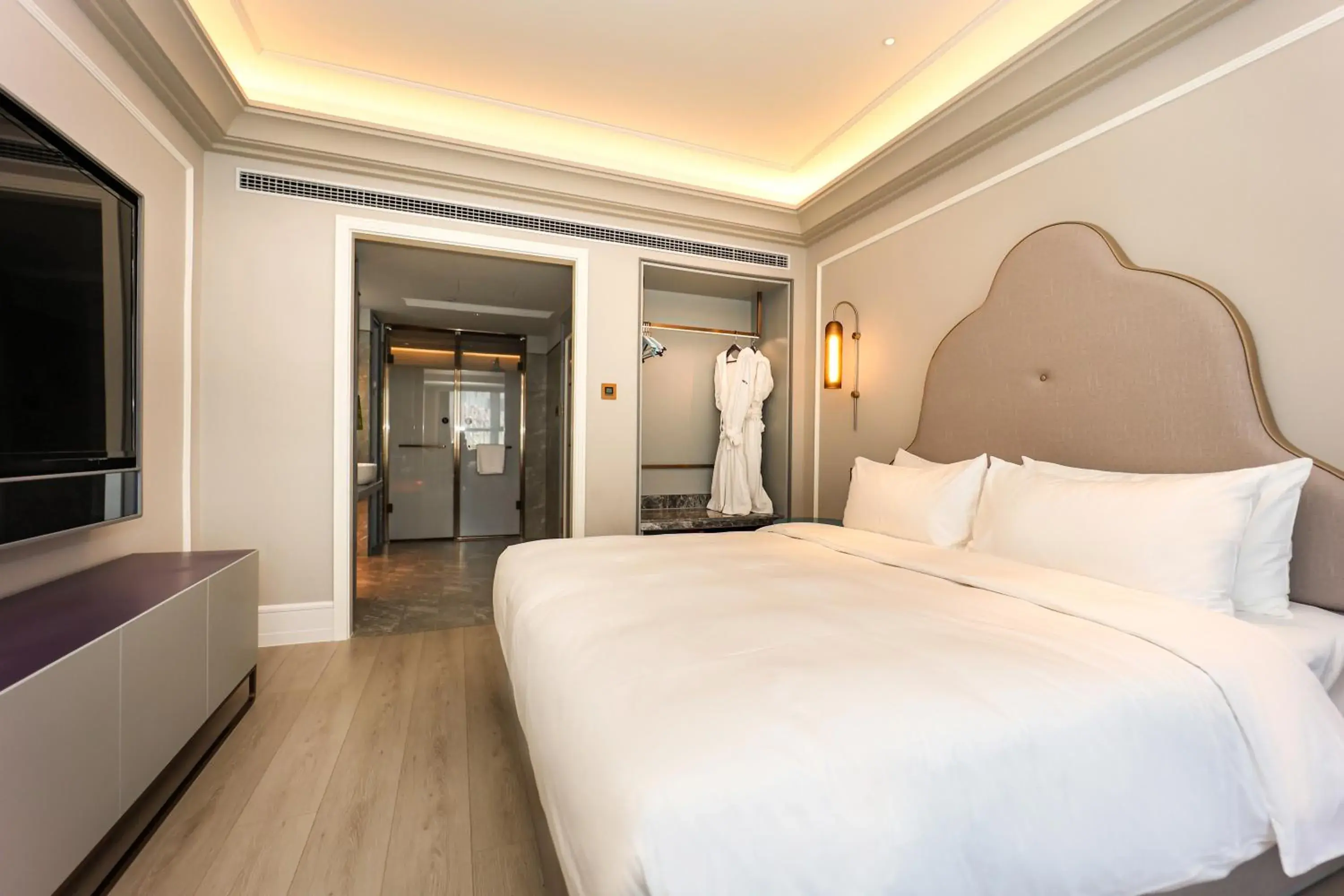 King Room in Mercure Jinan West Railway Station King Room in Mercure Jinan West Railway Station