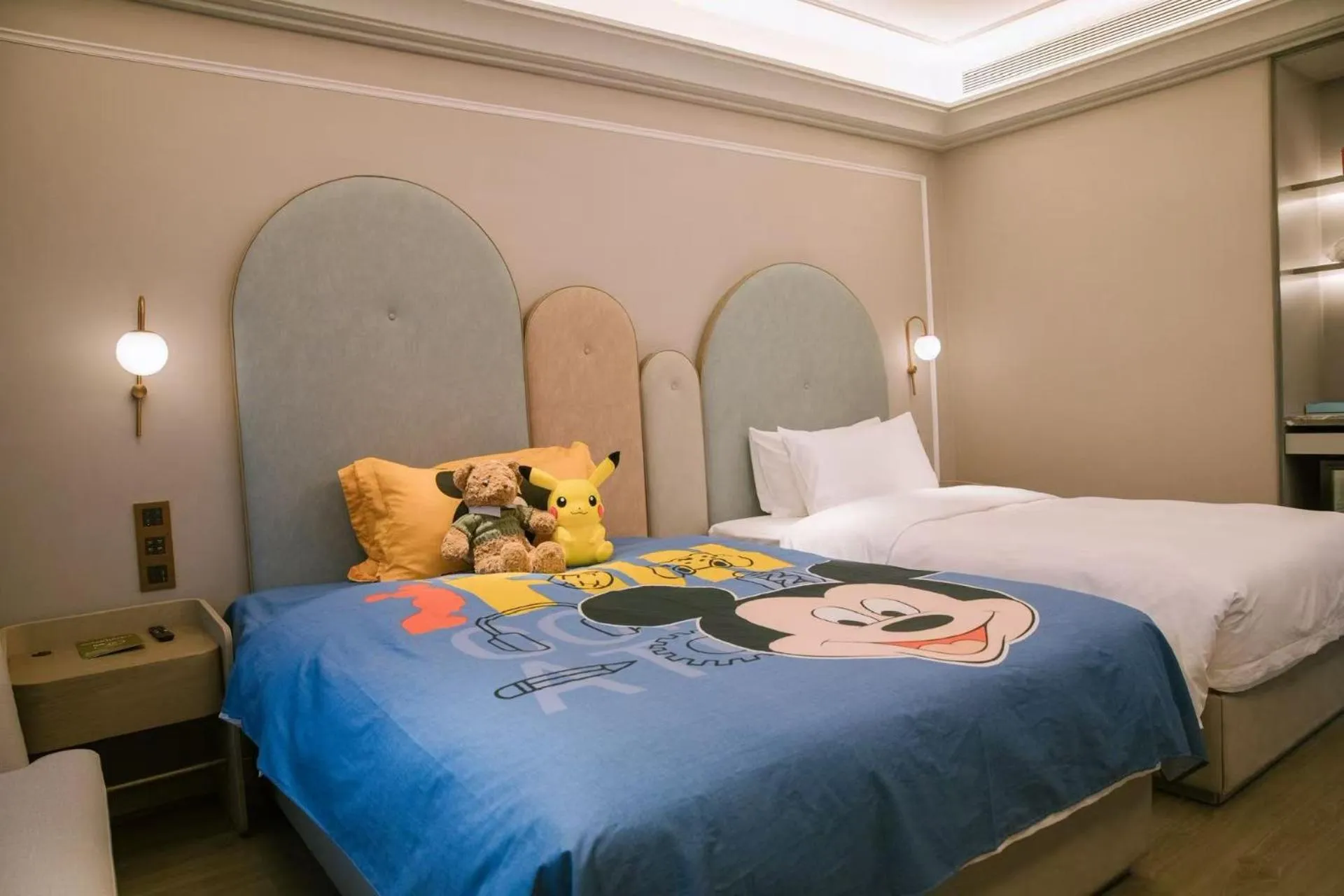 Bed in Mercure Xinyang East Railway Station