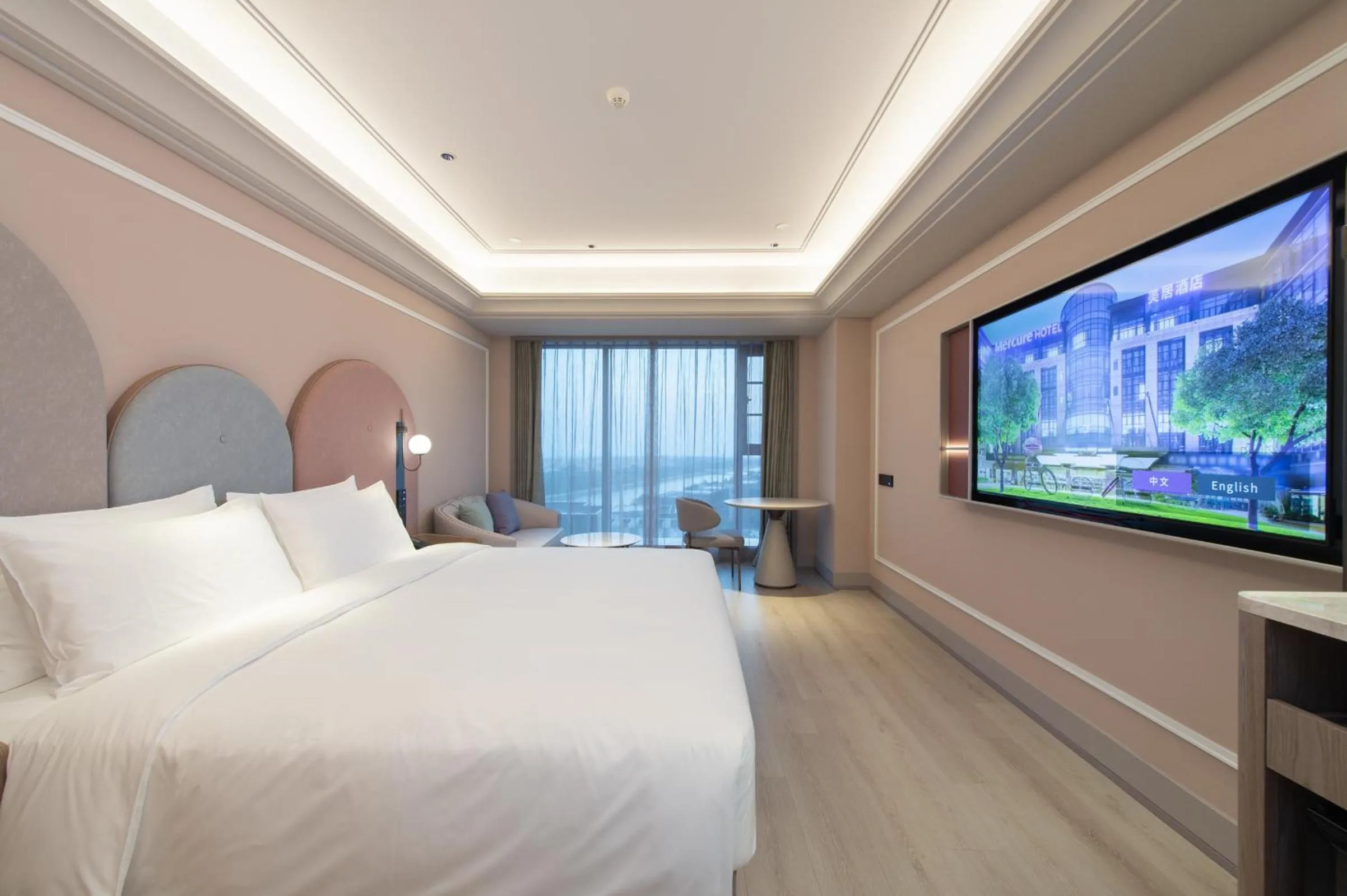 Photo of the whole room, Bed in Mercure Xiamen Science City