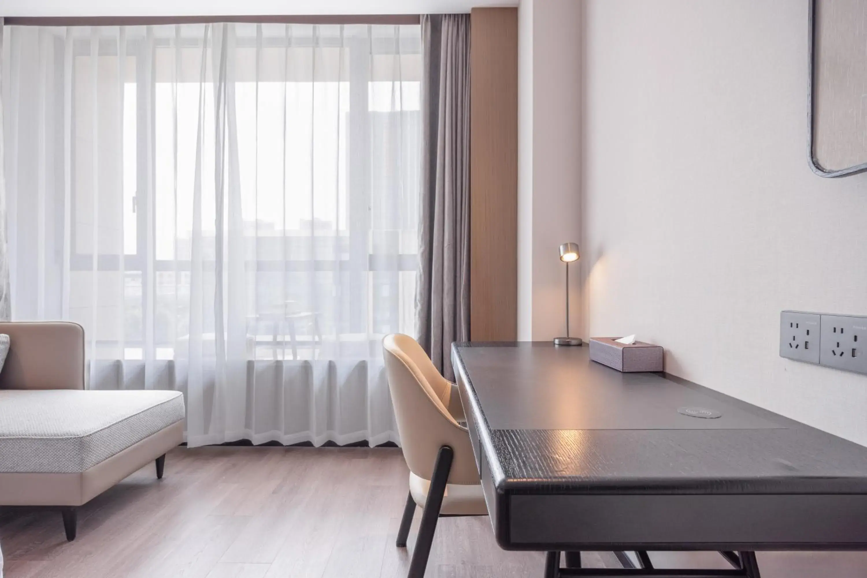 Twin Room with Two Single Beds - Superior in Mercure Jinan Beiyuan Street Twin Room with Two Single Beds - Superior in Mercure Jinan Beiyuan Street