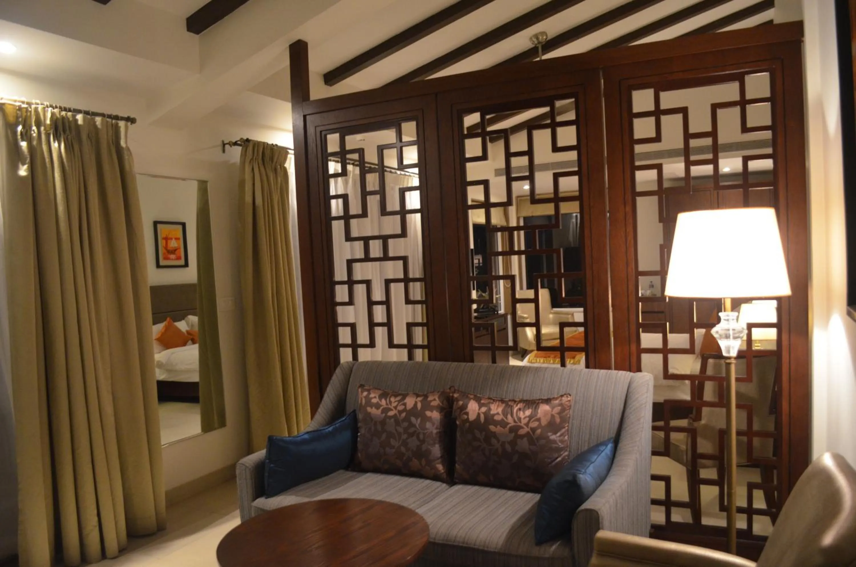 Seating area in Lemon Tree Hotel Candolim