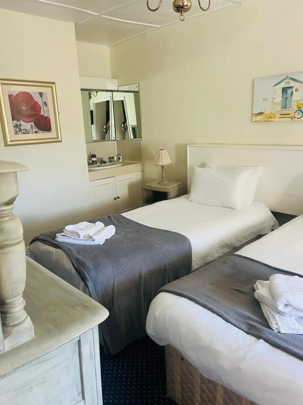 Bedroom, Bed in The Ilchester Arms
