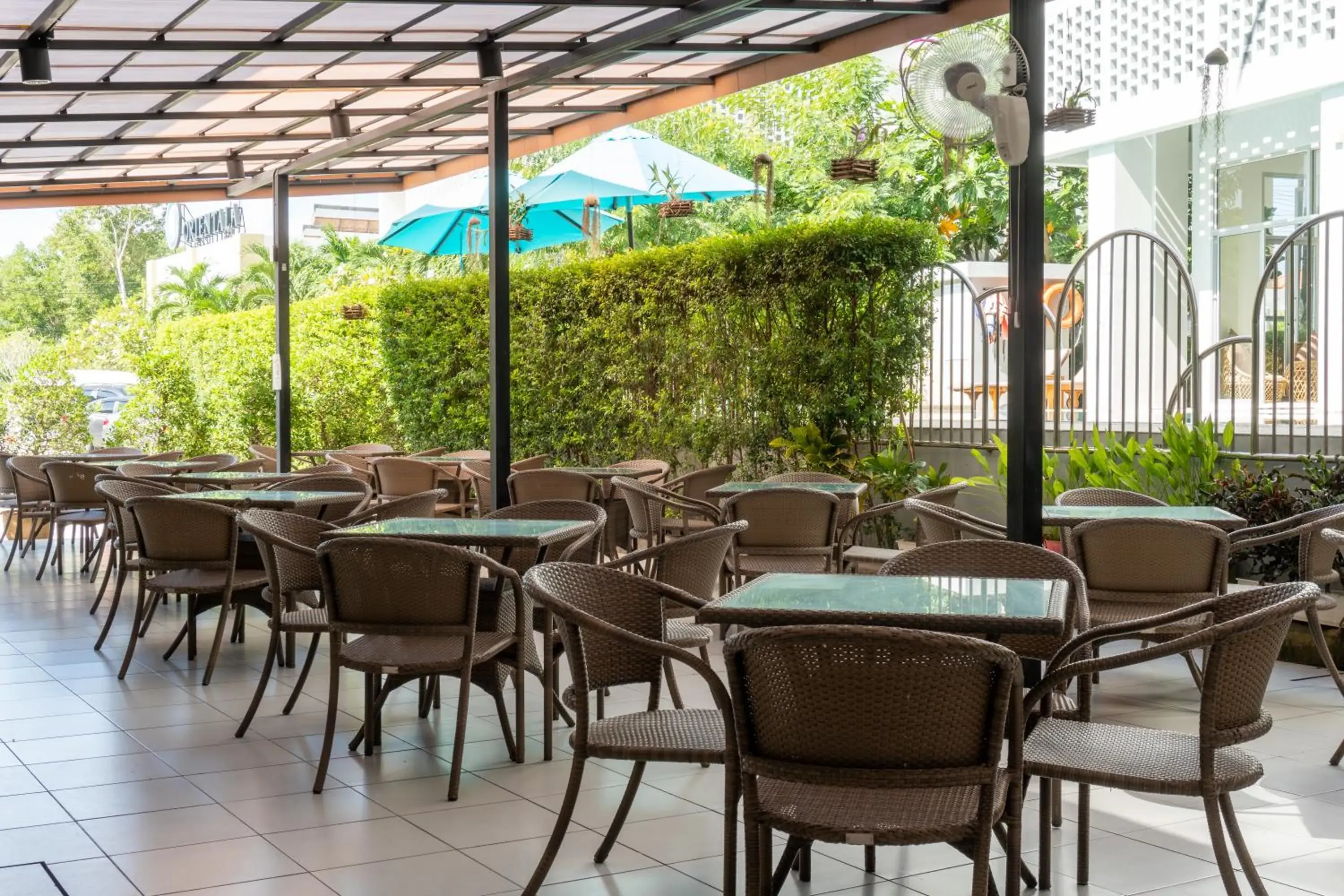 Restaurant/places to eat in Recenta Suite Phuket Suanluang Restaurant/places to eat in Recenta Suite Phuket Suanluang