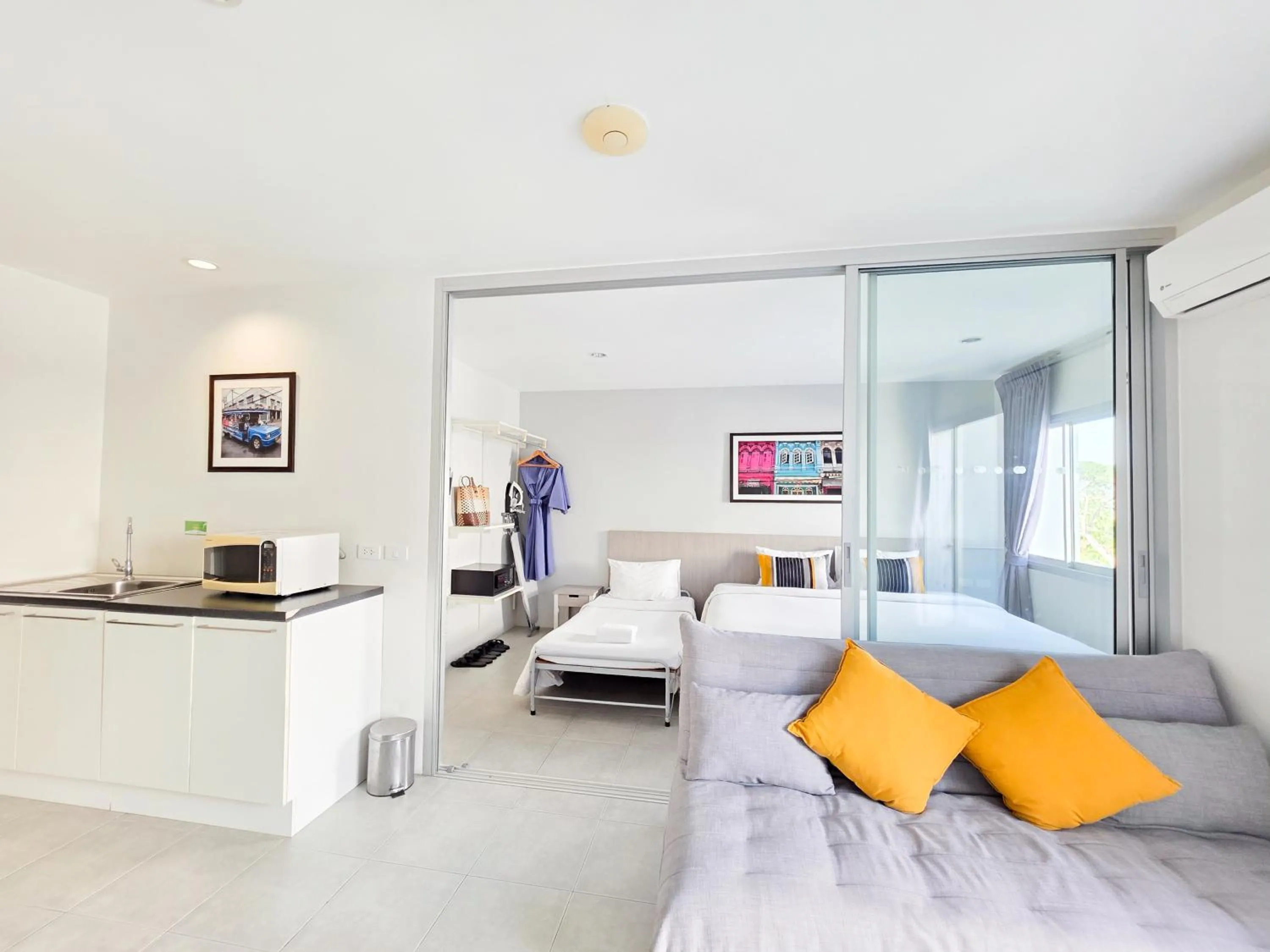 View (from property/room), Bed in Recenta Suite Phuket Suanluang