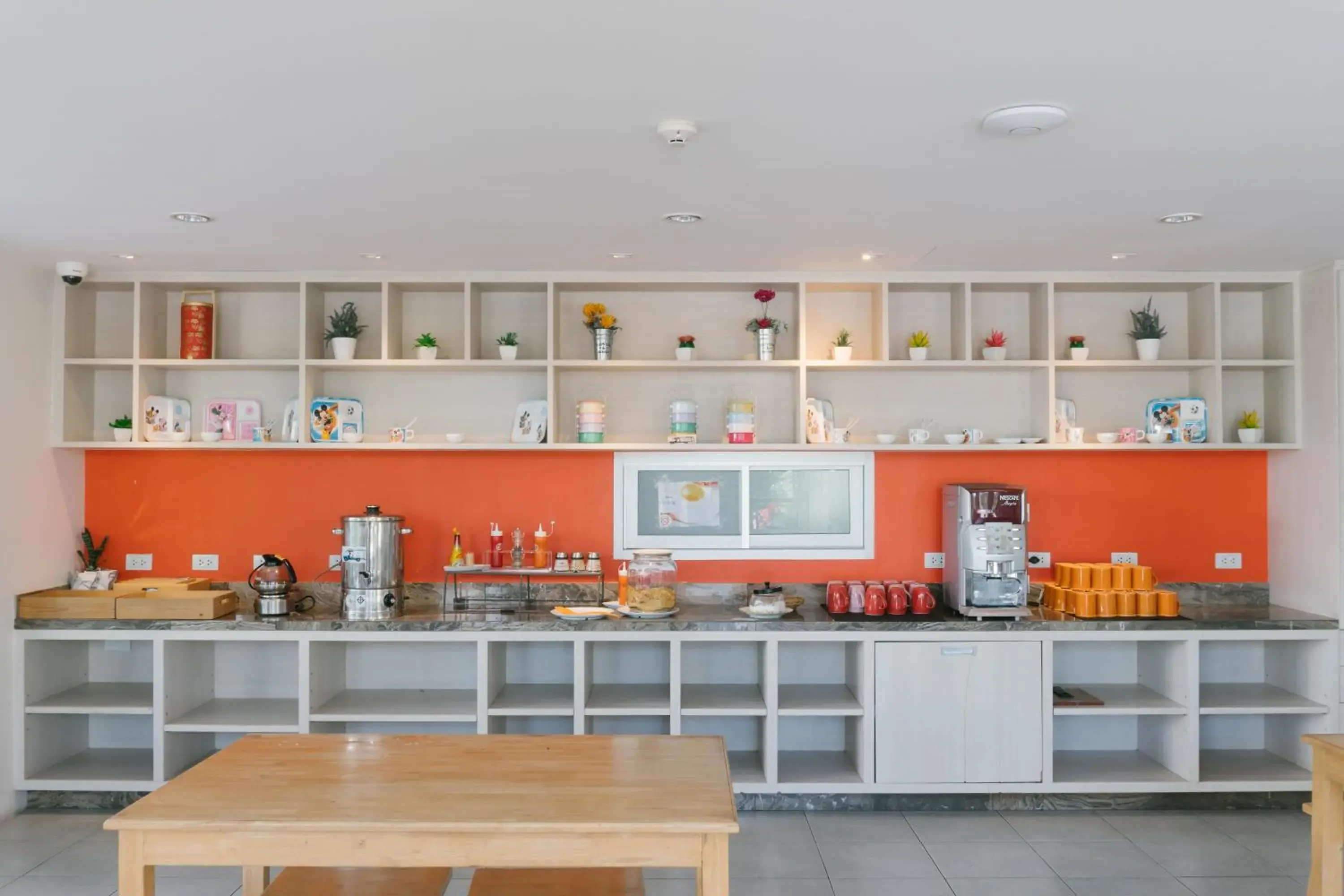 Restaurant/places to eat in Recenta Suite Phuket Suanluang Restaurant/places to eat in Recenta Suite Phuket Suanluang