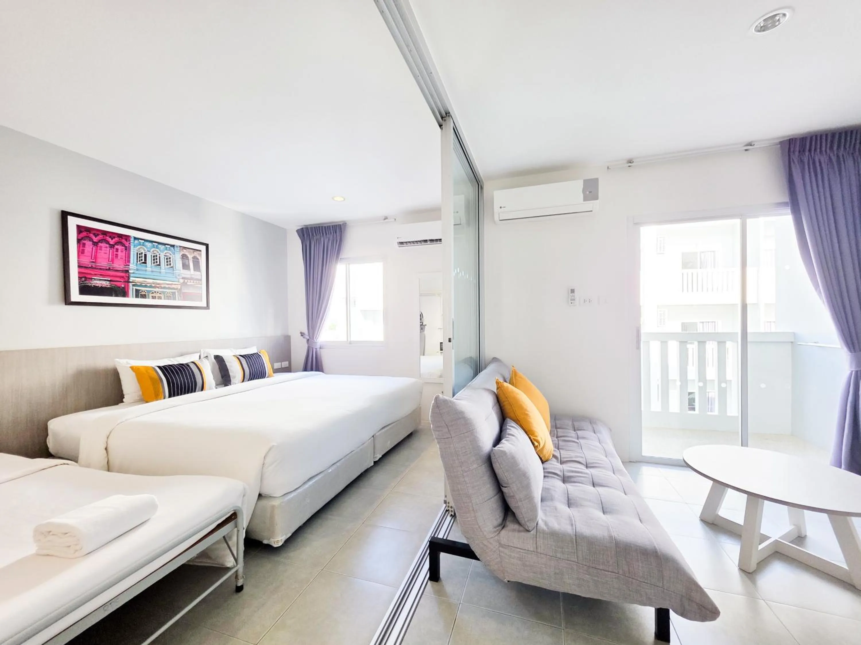 Balcony/Terrace, Bed in Recenta Suite Phuket Suanluang