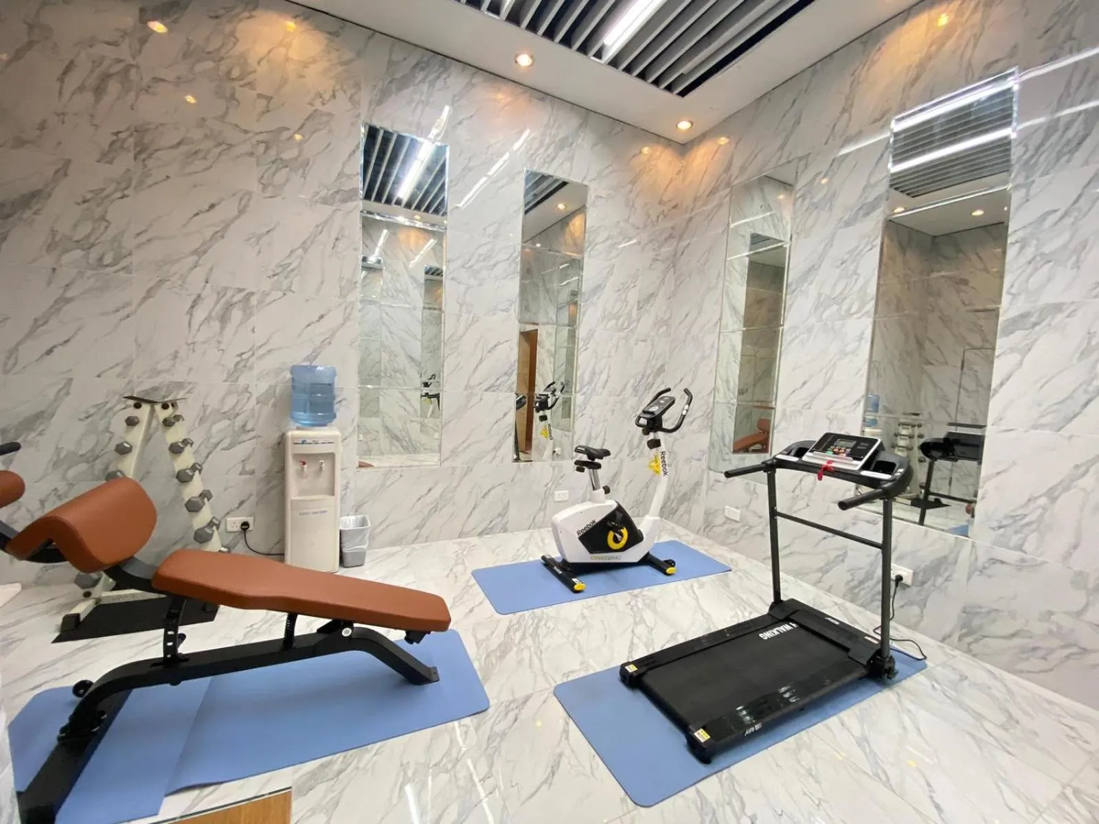 Fitness centre/facilities in Ramada Hong Kong Grand View