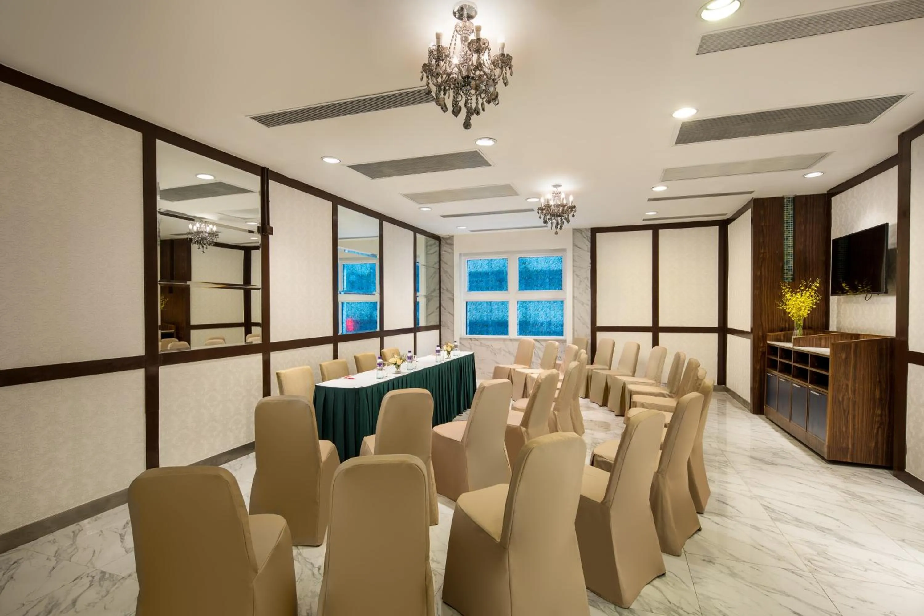 Business facilities in Ramada Hong Kong Grand View