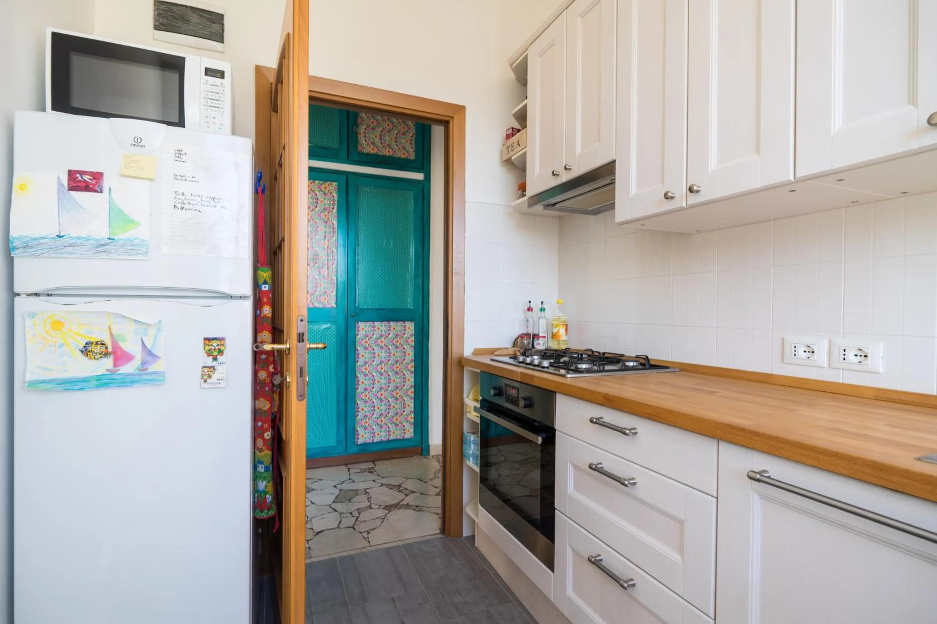 Communal kitchen in Vigevano loves Milano