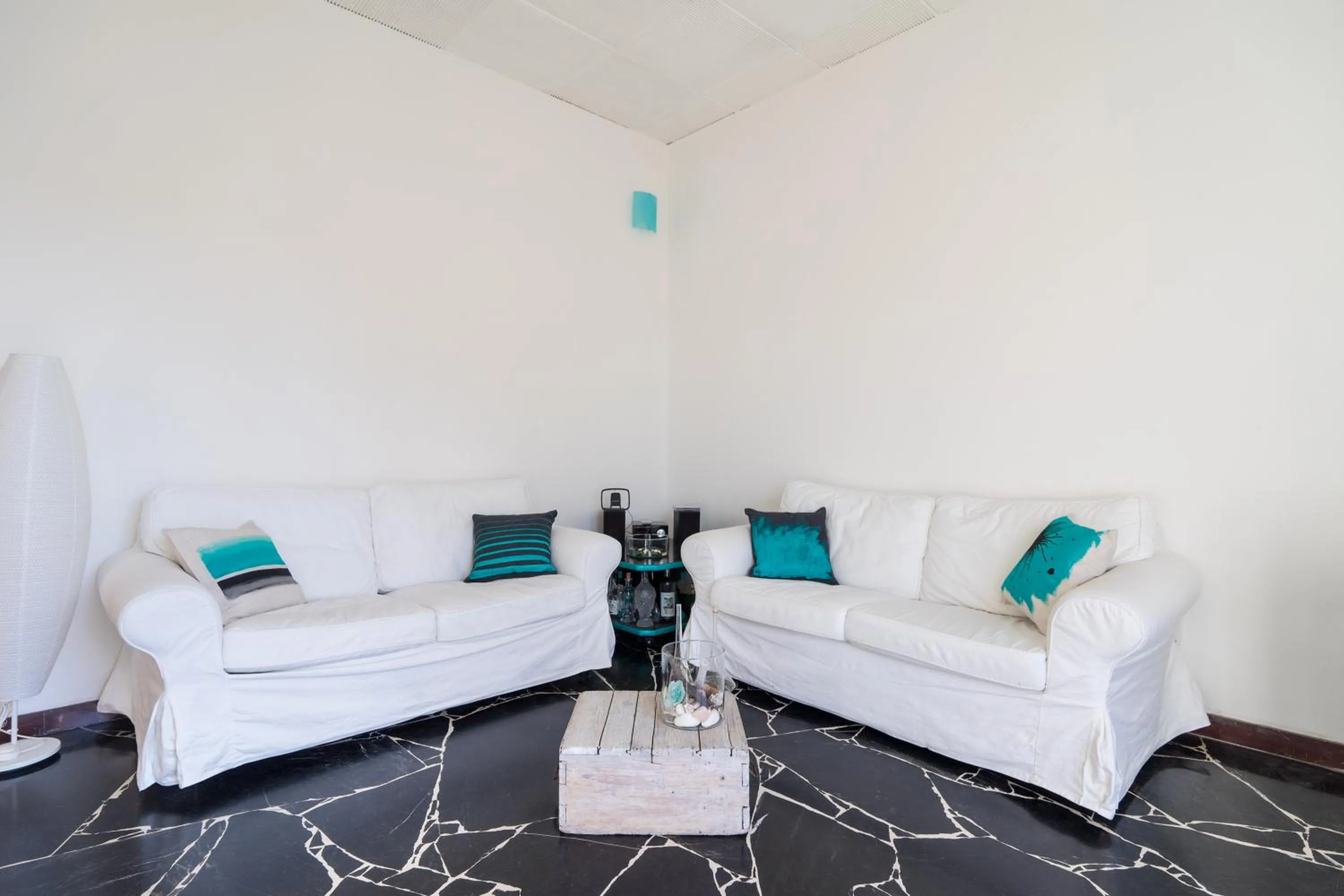 Communal lounge/ TV room in Vigevano loves Milano