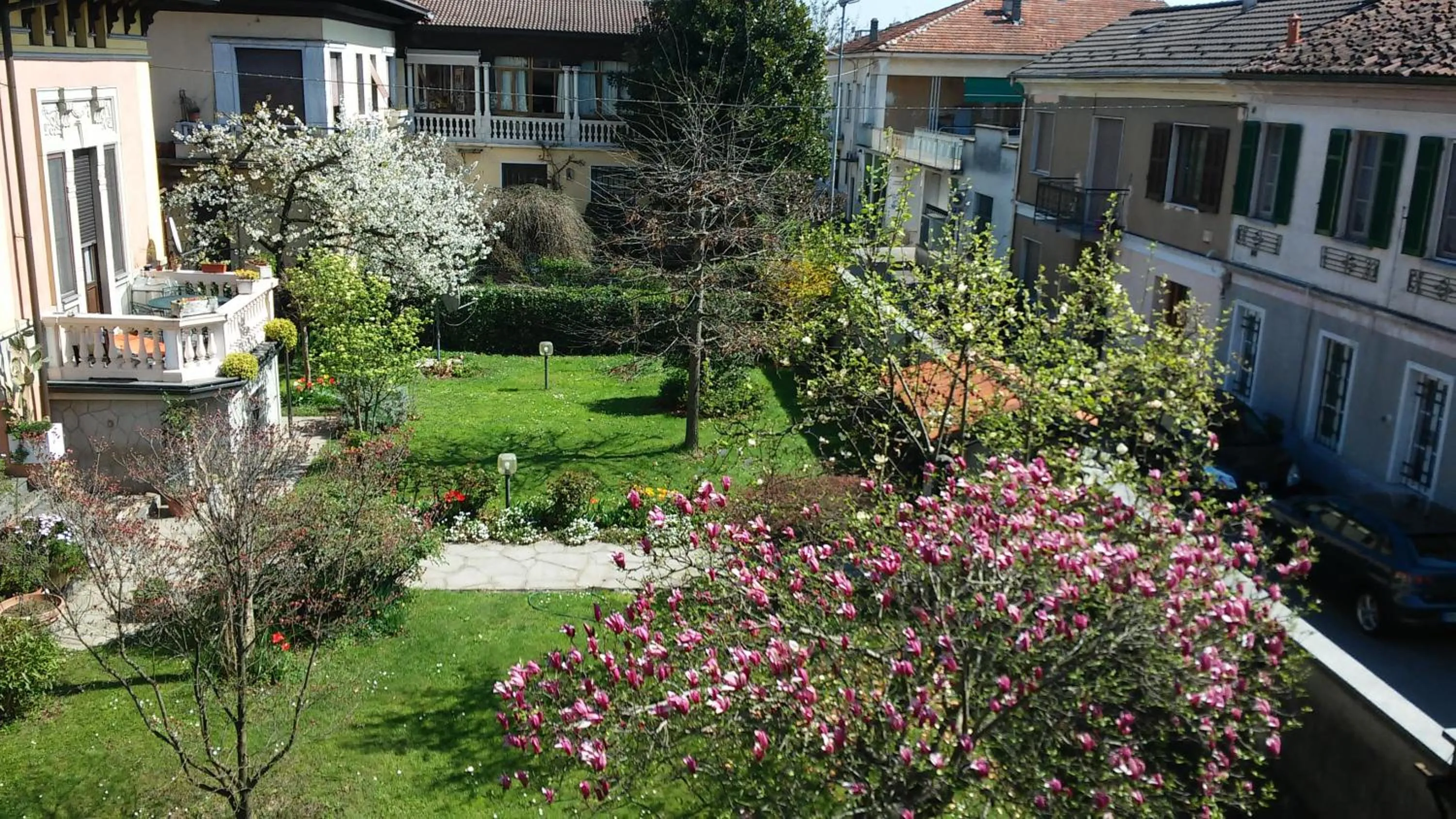 Garden view in Vigevano loves Milano