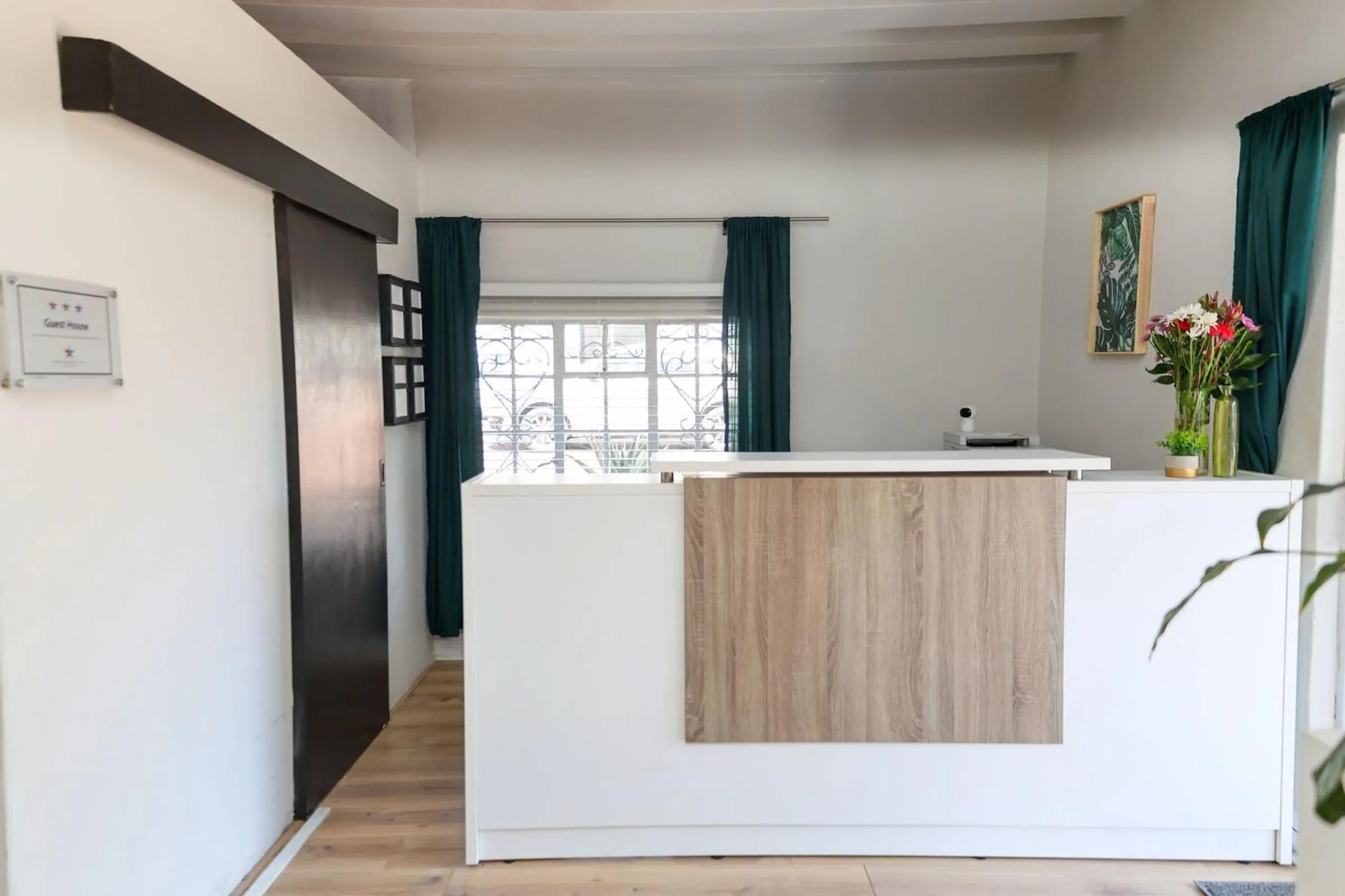 Property building in George Lodge International