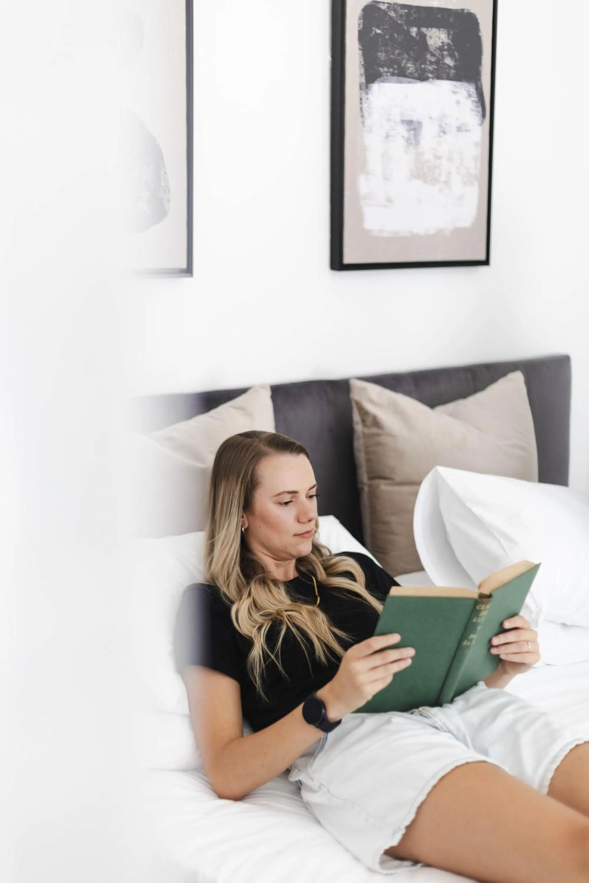 Bed in George Lodge International