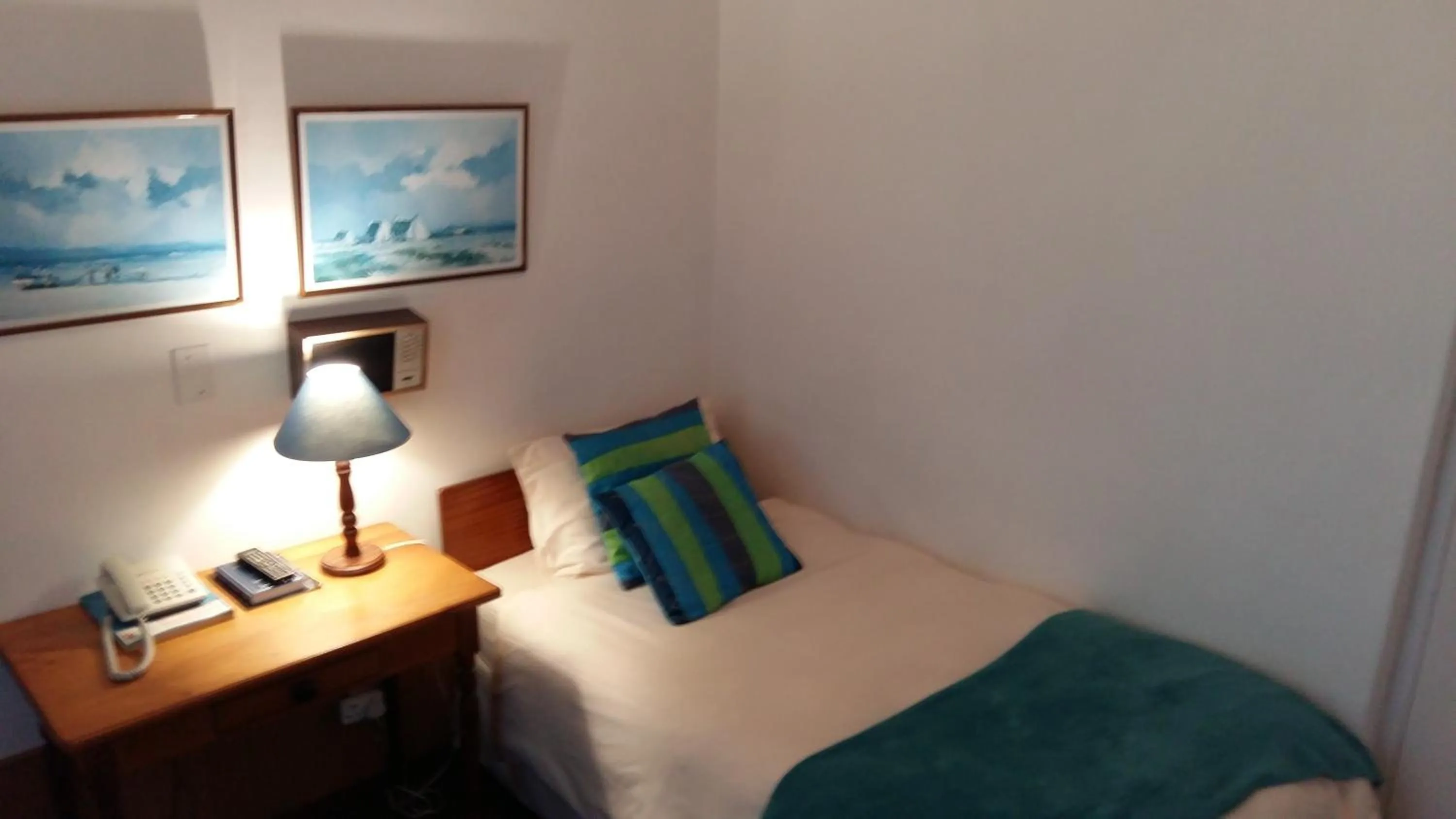 Bedroom, Bed in Albertinia Hotel