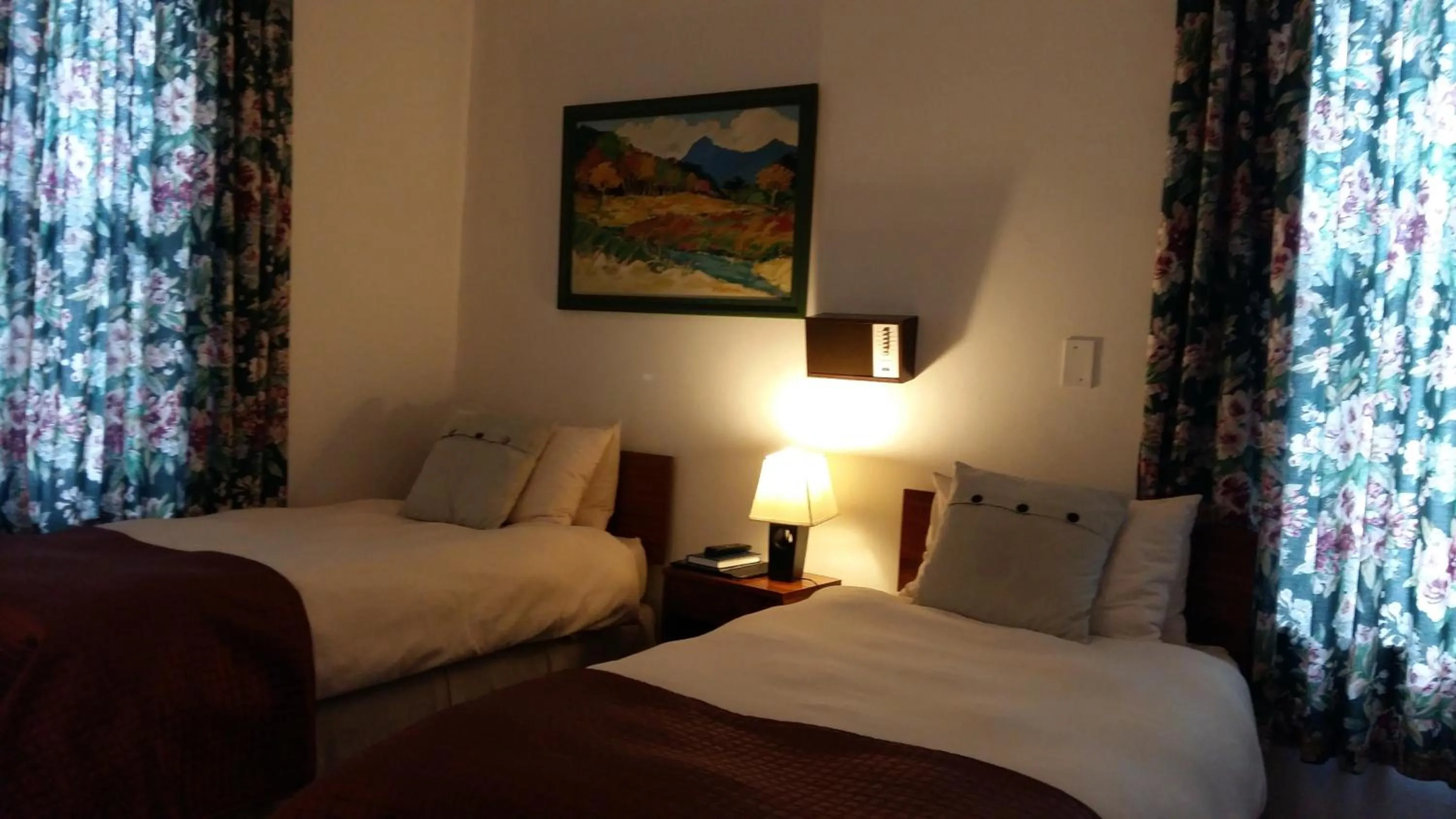 Photo of the whole room, Bed in Albertinia Hotel