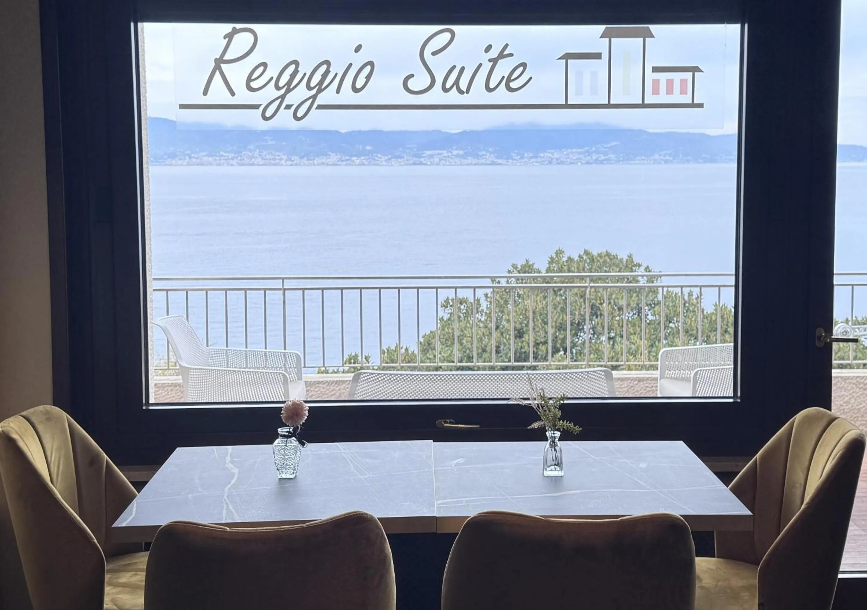Breakfast in Reggio Suite Luxury