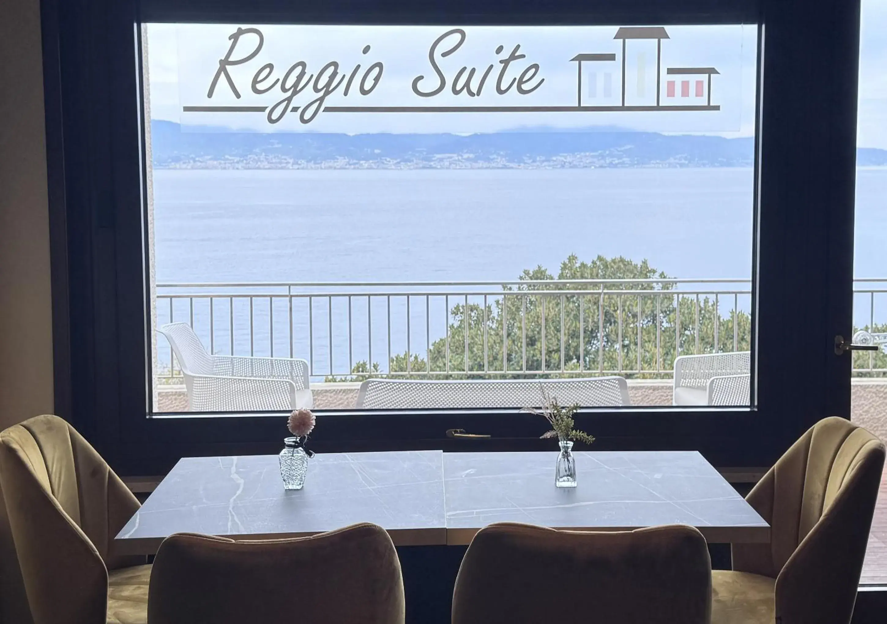Reggio Suite Luxury Reggio Suite Luxury