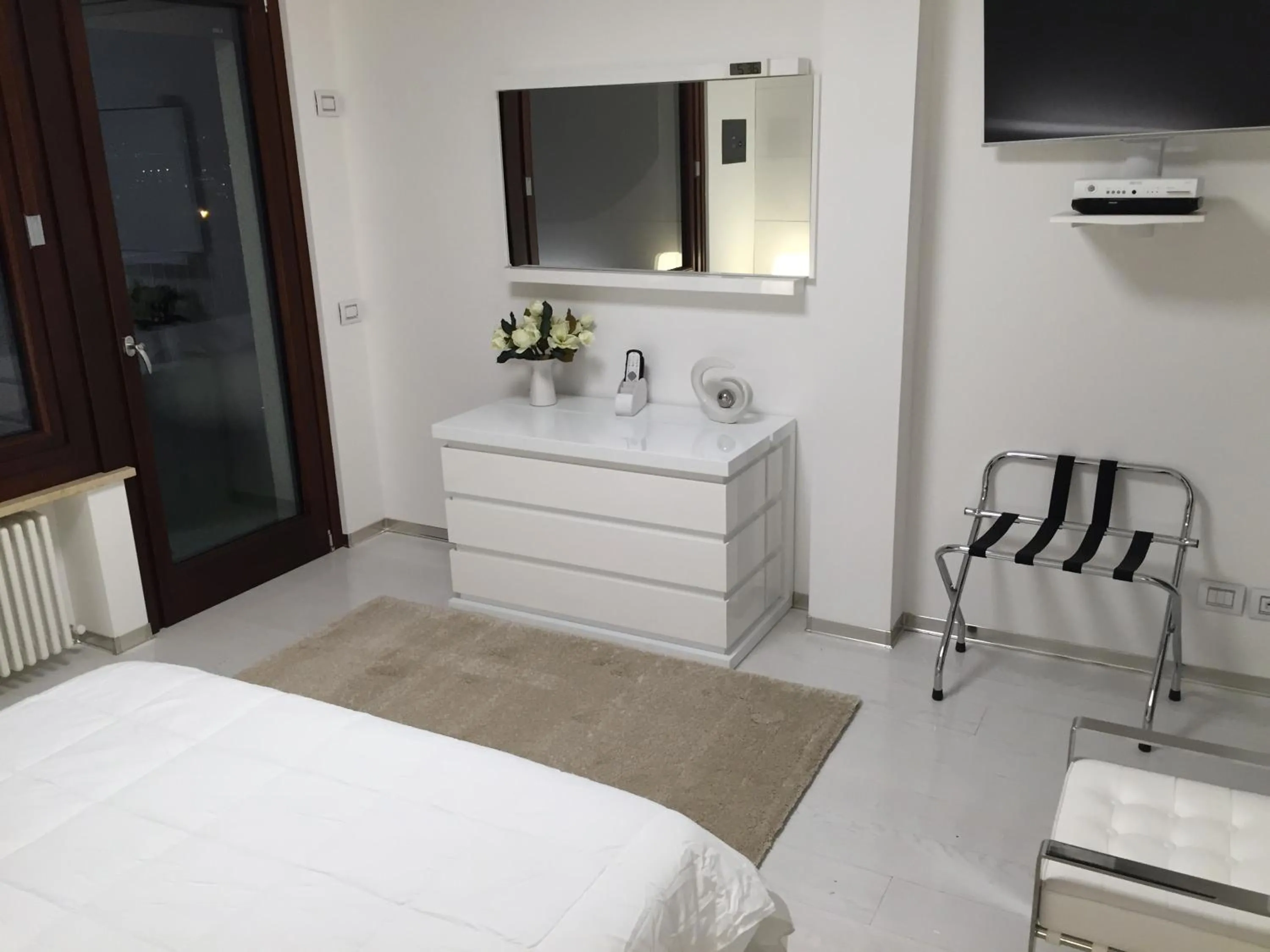 Bedroom, Bed in Reggio Suite Luxury
