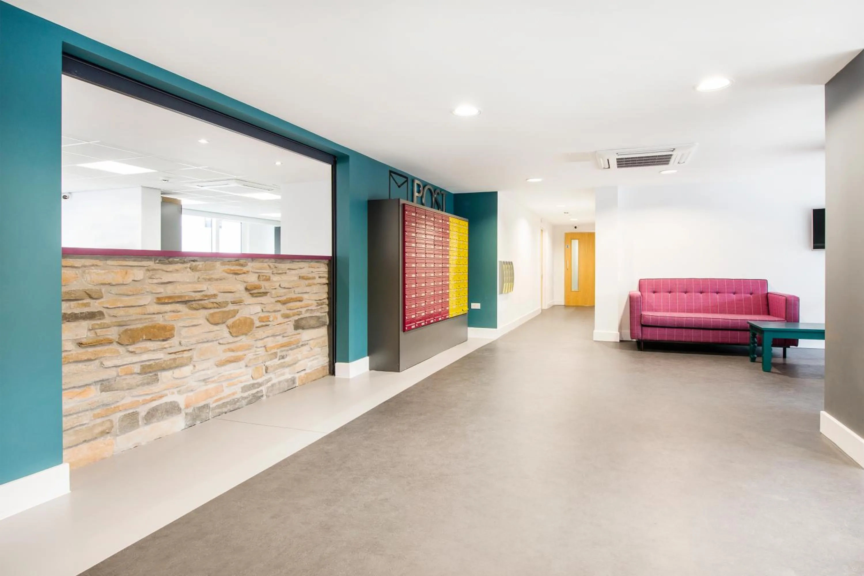 Lobby or reception in Destiny Student - Holyrood (Brae House)